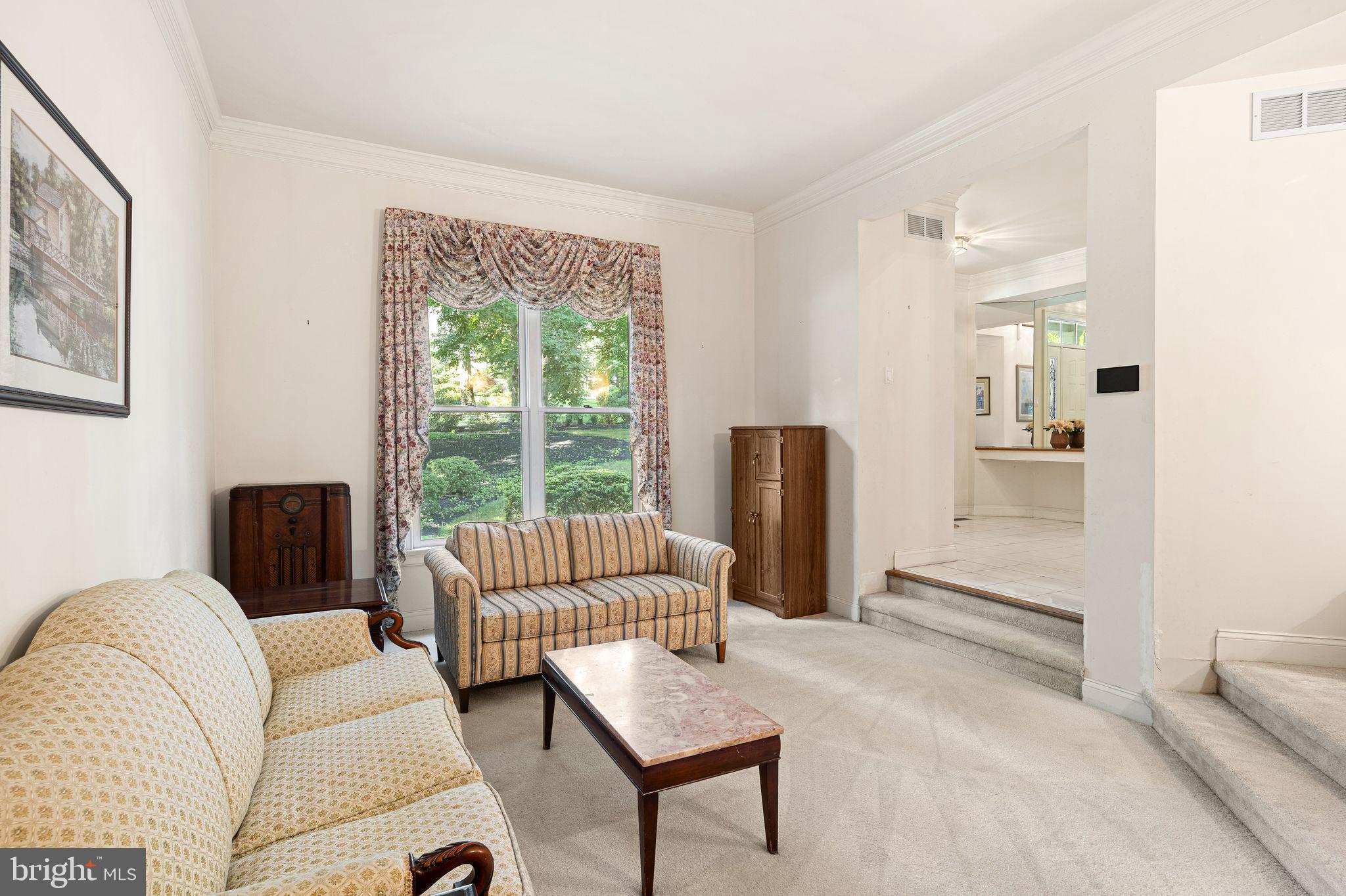TIMBER KNOLL - Residential