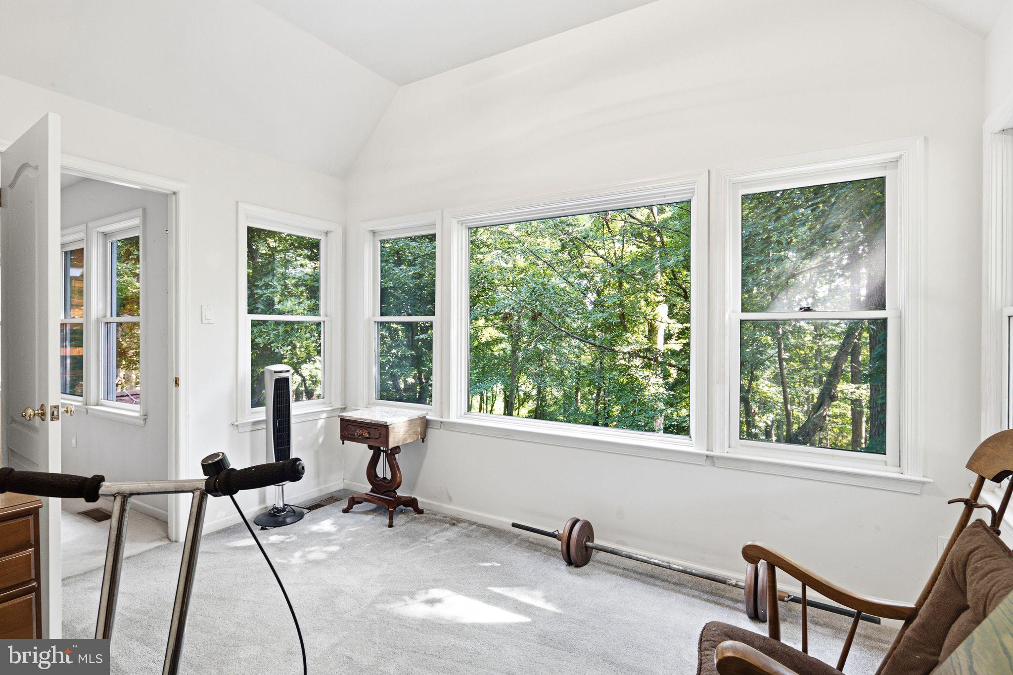 TIMBER KNOLL - Residential