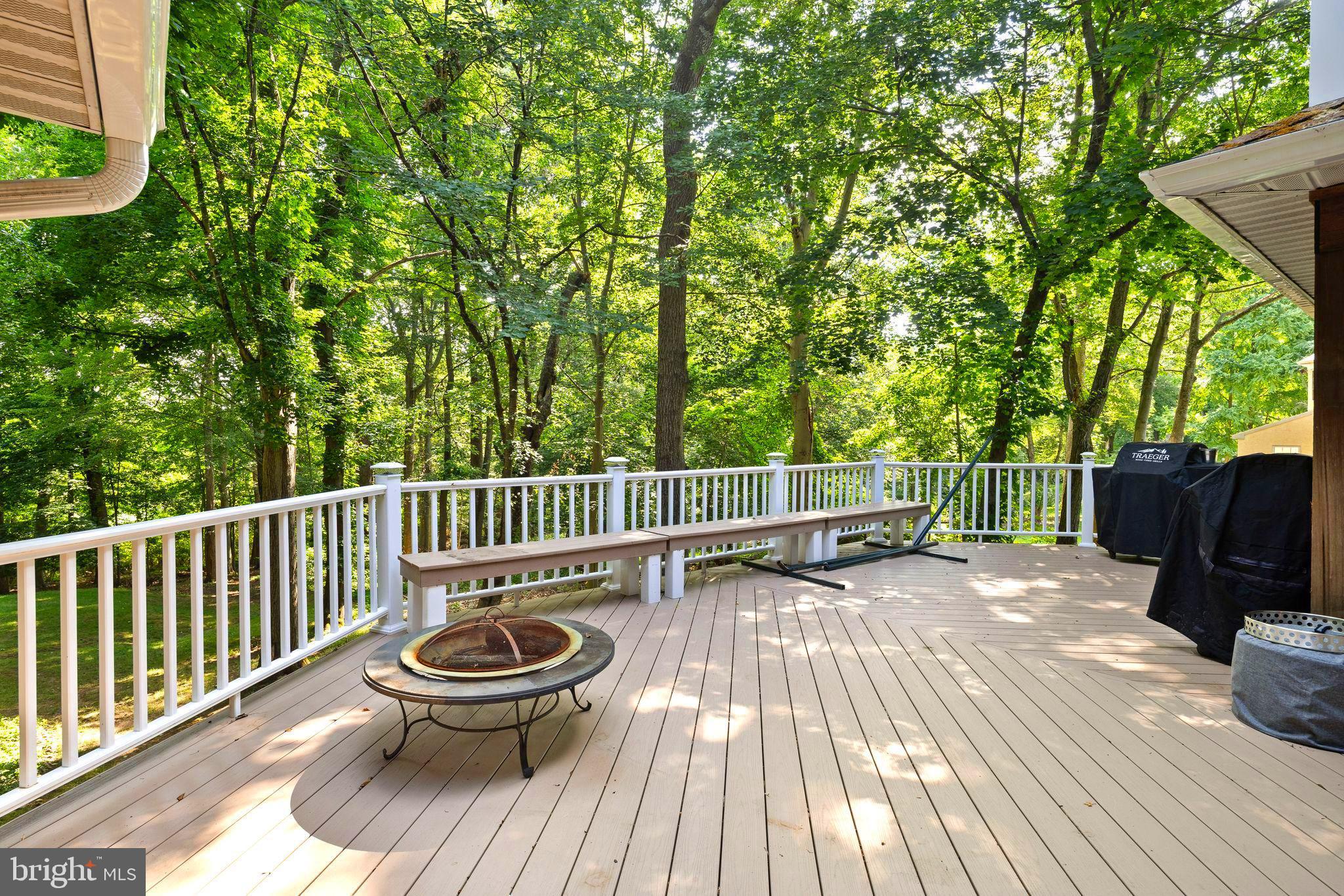 TIMBER KNOLL - Residential