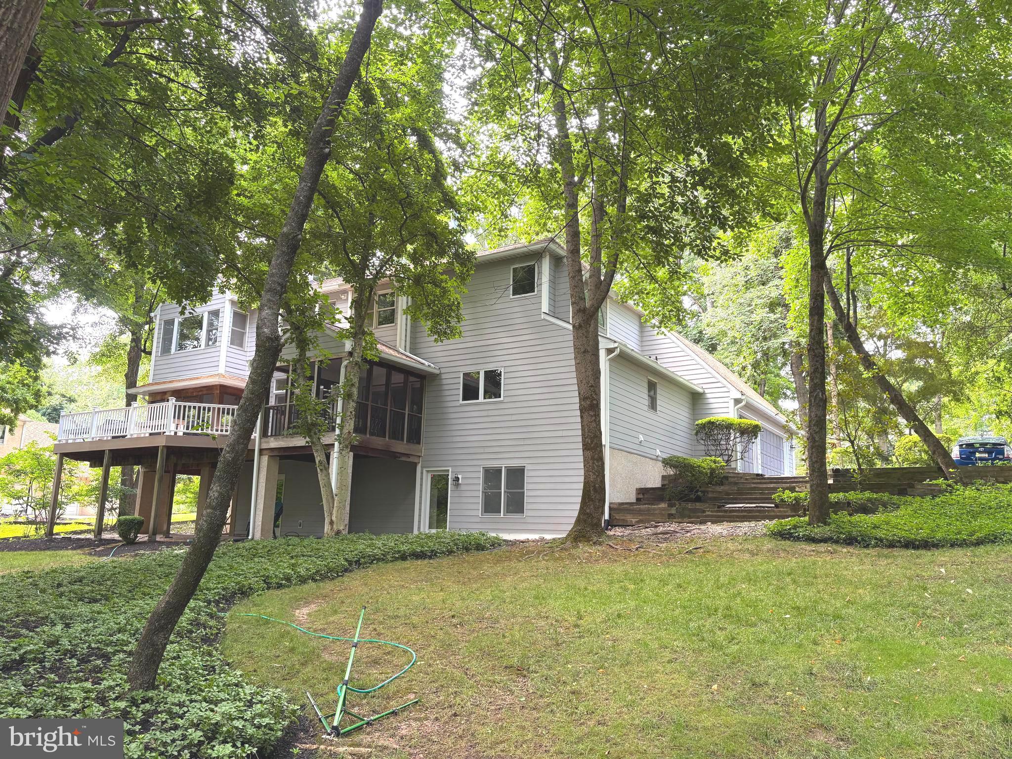 TIMBER KNOLL - Residential