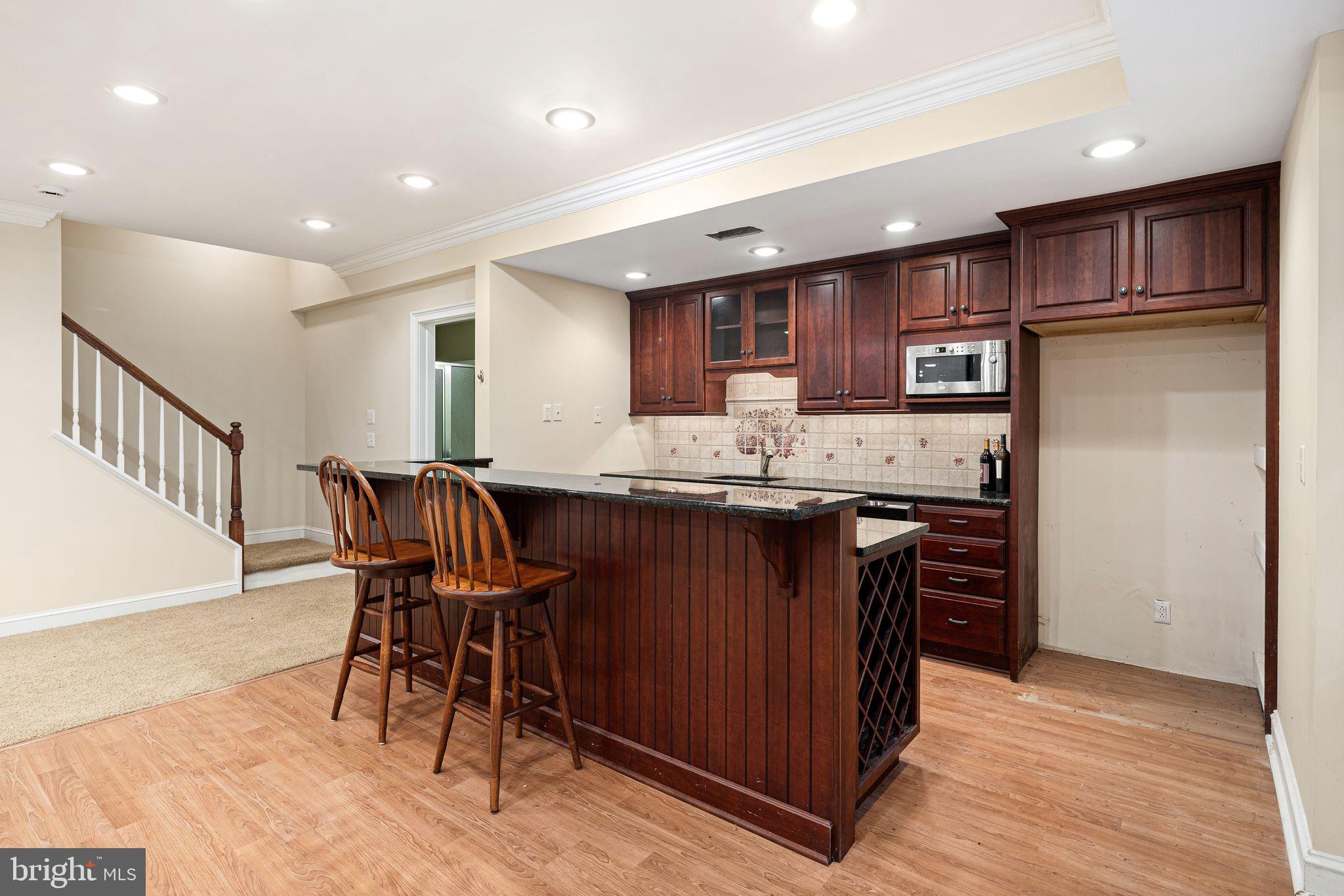 TIMBER KNOLL - Residential