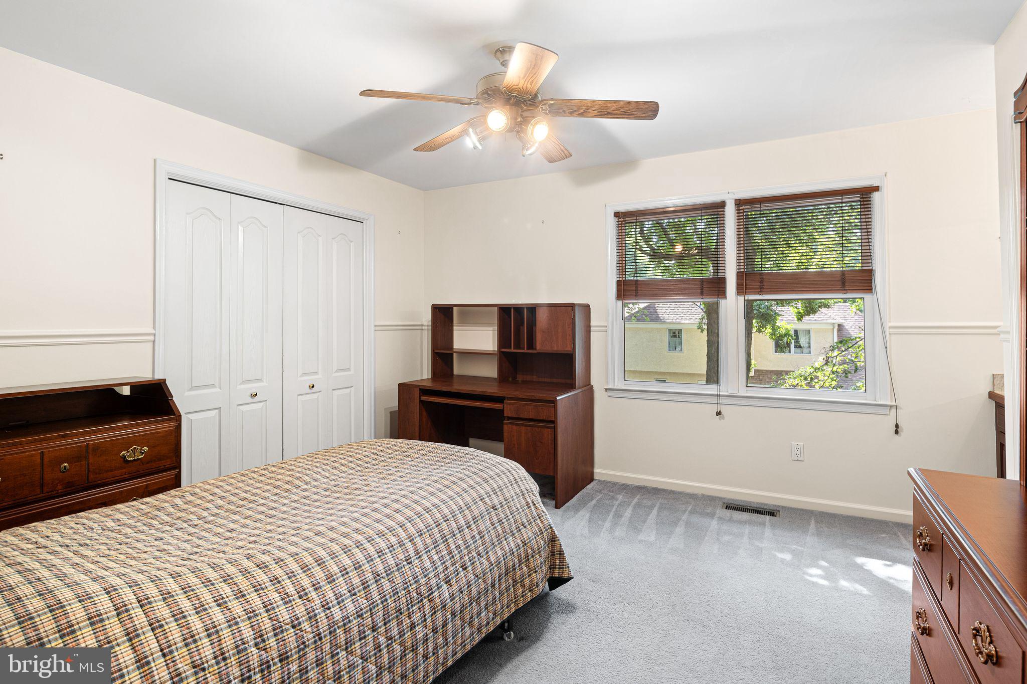 TIMBER KNOLL - Residential