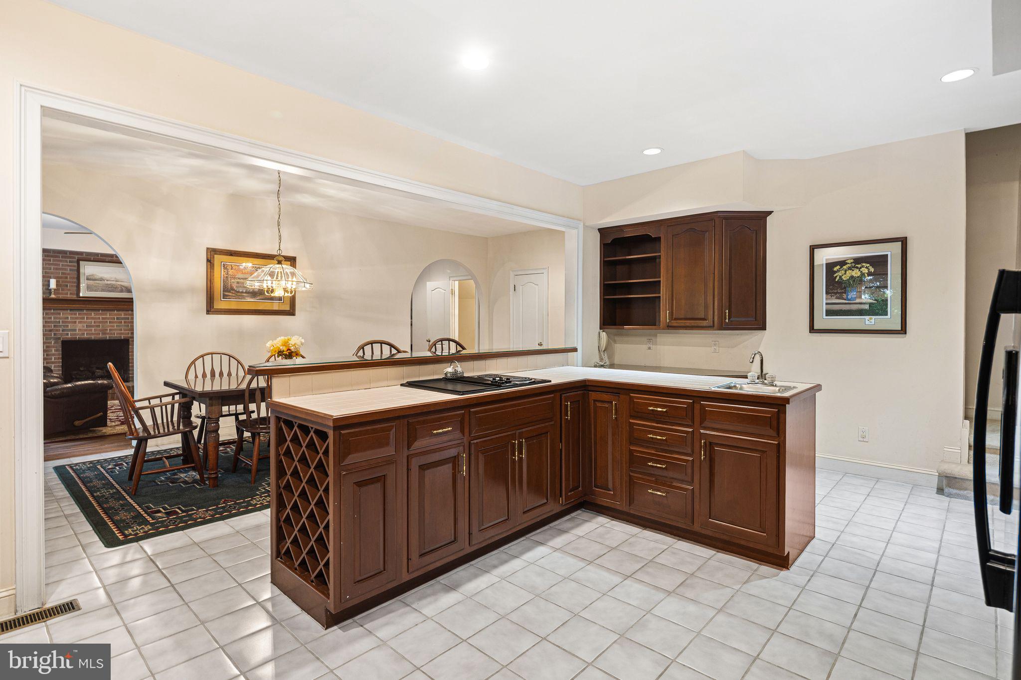 TIMBER KNOLL - Residential