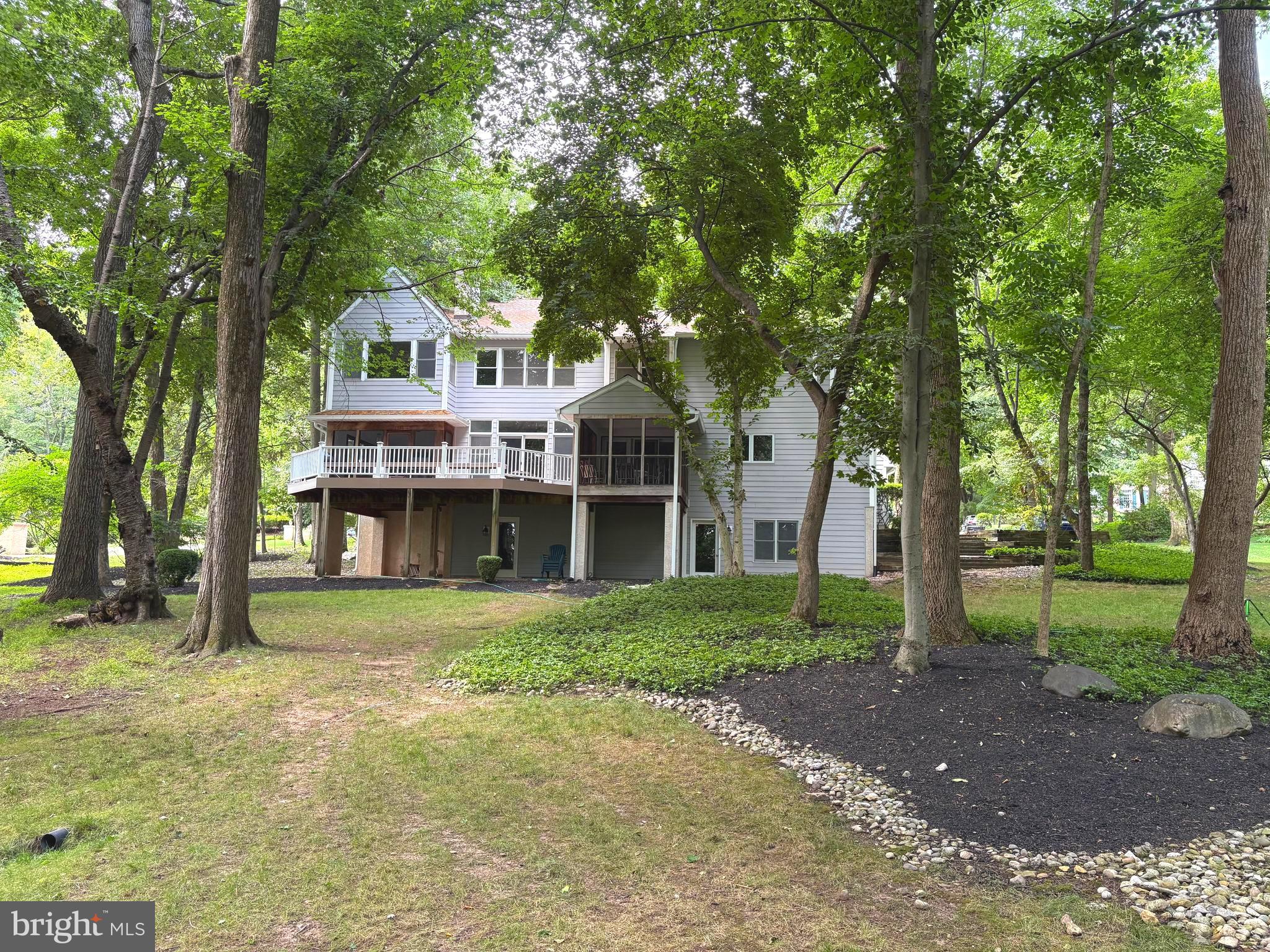 TIMBER KNOLL - Residential