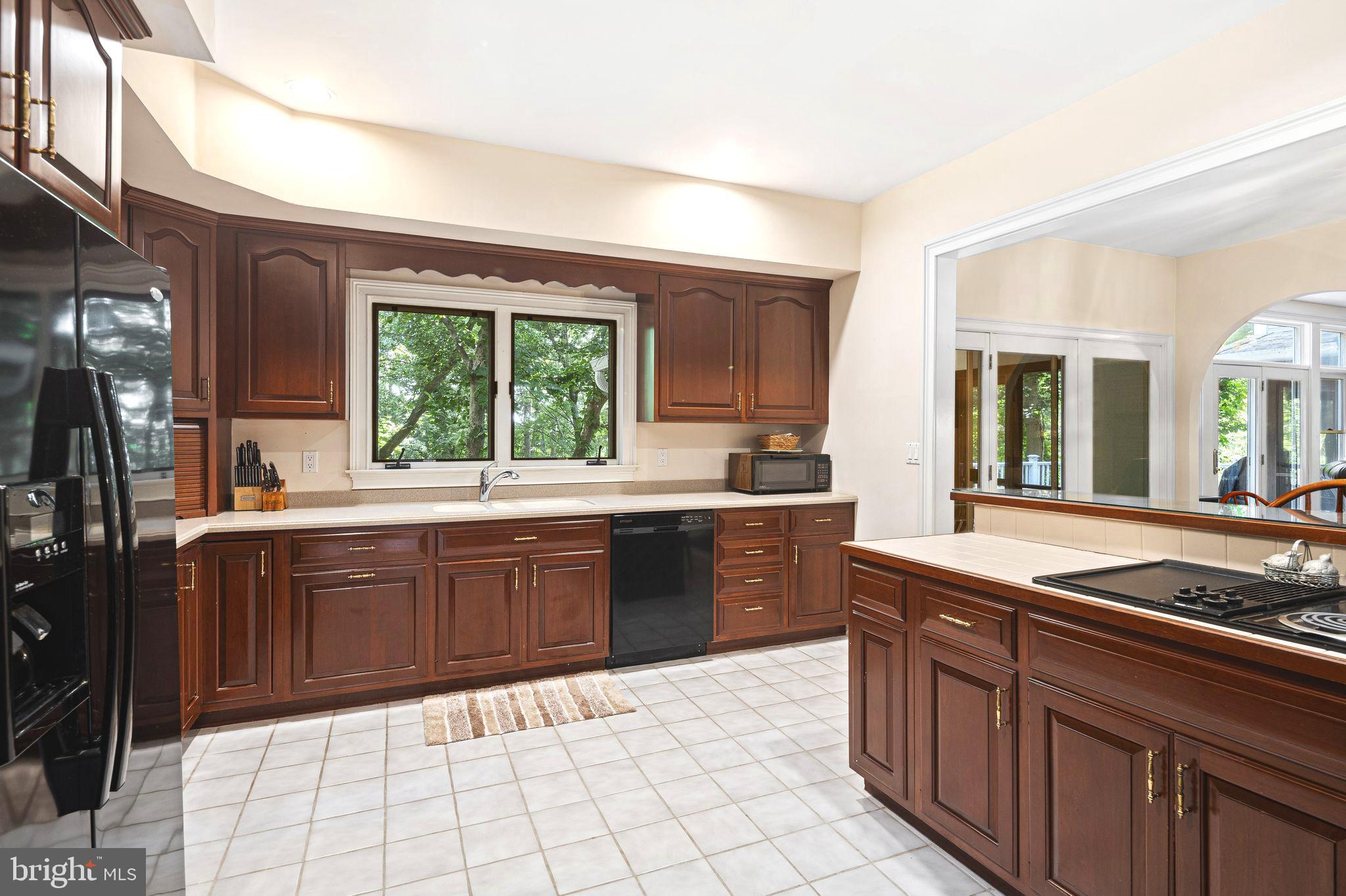 TIMBER KNOLL - Residential