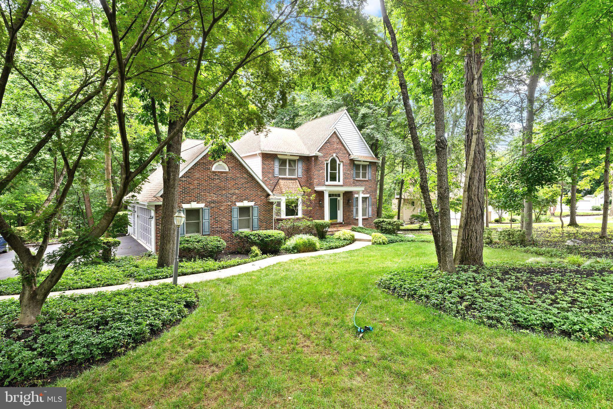 TIMBER KNOLL - Residential