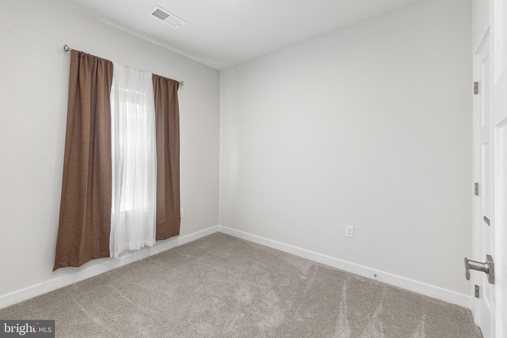 FOXWOOD RIDGE - Residential