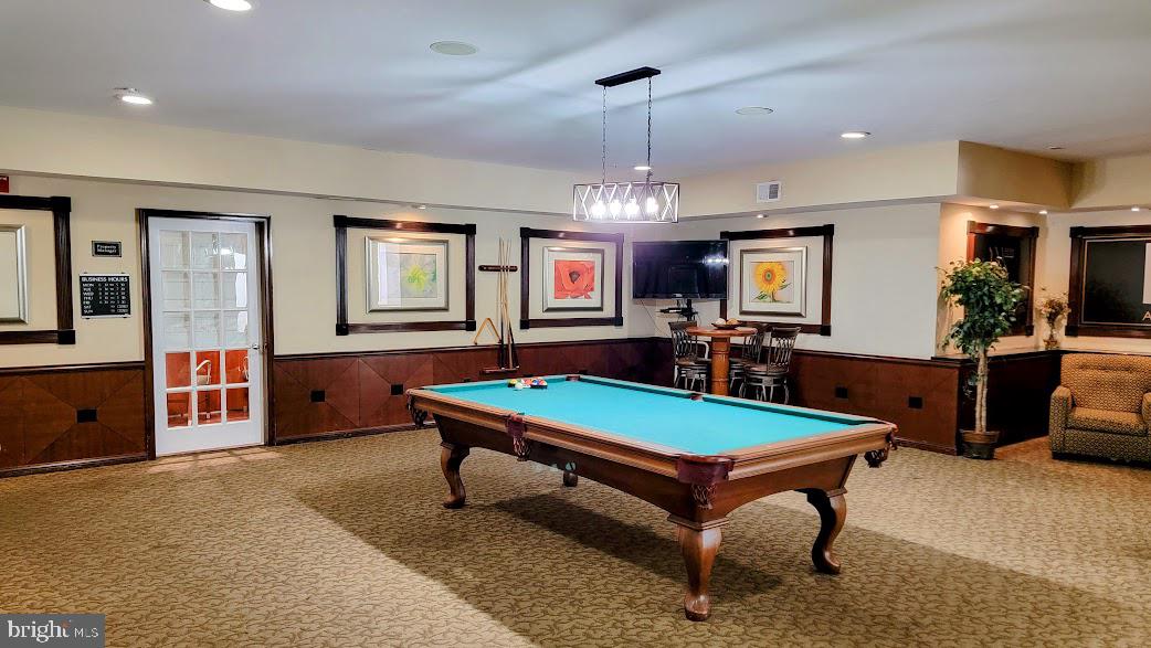 FITZ AT ROCKVILLE TOWN C - Residential