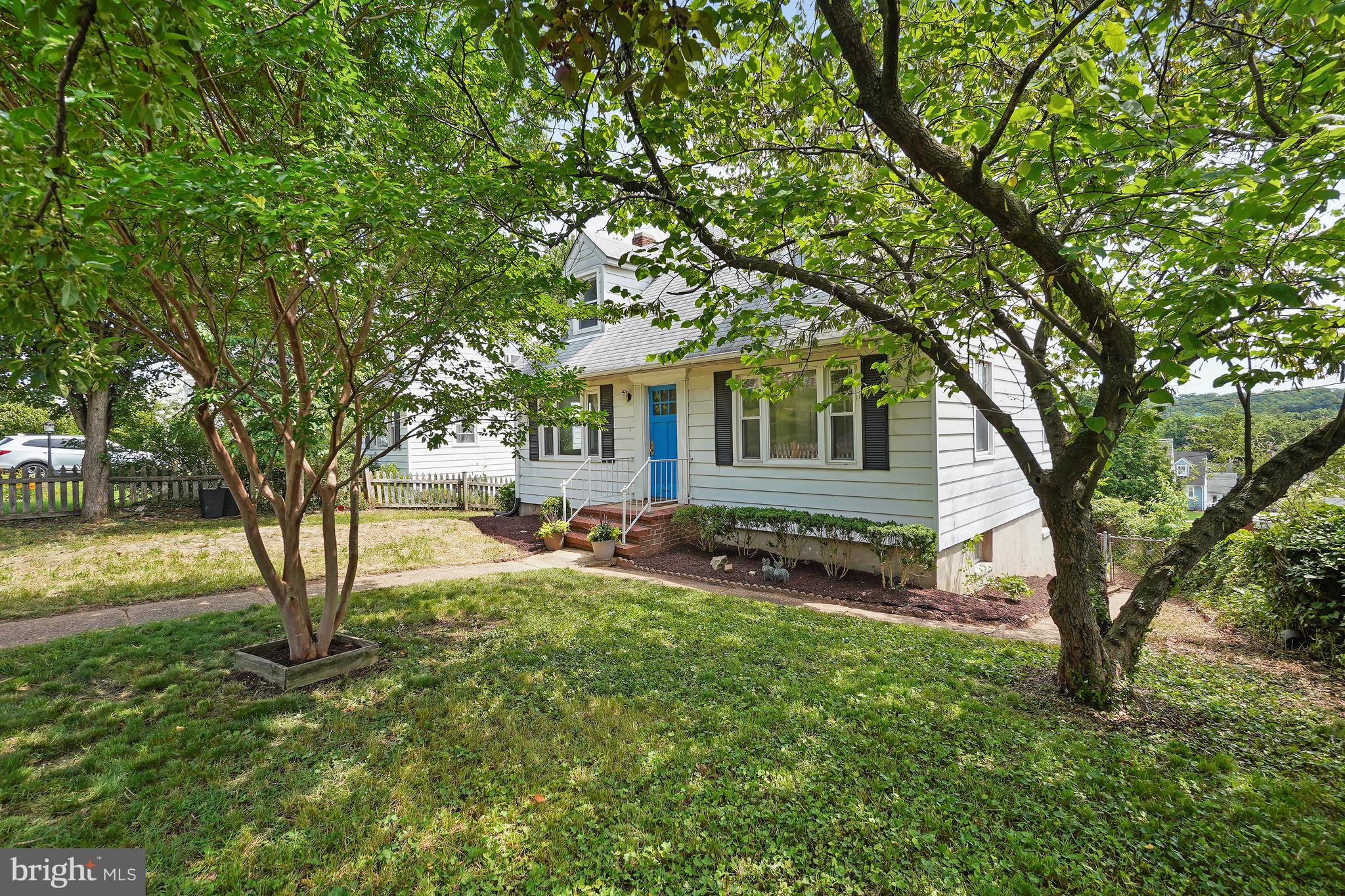 OAKLAND TERRACE - Residential