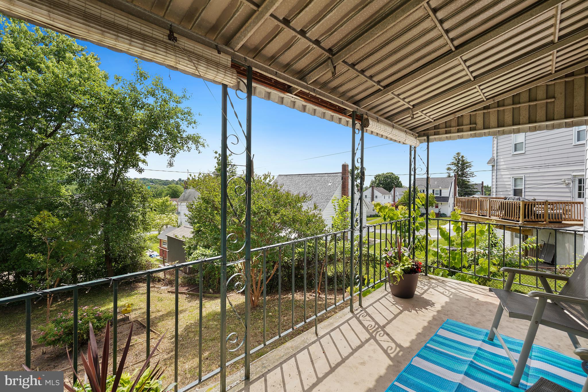 OAKLAND TERRACE - Residential