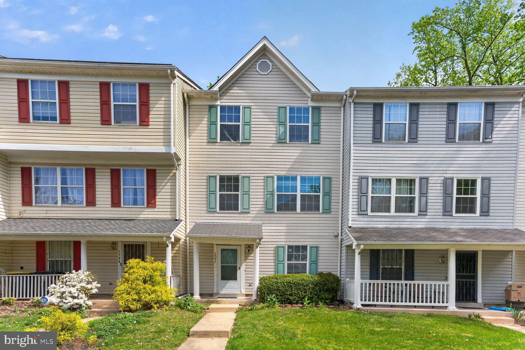 Be prepared to fall in LOVE! Updated 3-level townhome tucked into a quiet neighborhood with tons of natural light, hardwood floors, and a layout that truly lives well. Freshly painted throughout and brand-new carpet make this home move-in ready! 

The main level offers a spacious living room and separate dining room, and an eat-in kitchen with great everyday function and perfect for entertaining! The lower level features a large bedroom/recreation room with a closet, ideal for a guest suite, home office, gym, or movie room. There’s also a rough-in for a full bathroom, giving you easy potential to add value and expand functionality easily. Step outside to enjoy a generous backyard, perfect for grilling, relaxing, or letting pets play.

FANTASTIC OPPORTUNITY in a peaceful setting with flexible space, great light, and room to grow—this one is a must see!

Welcome HOME!