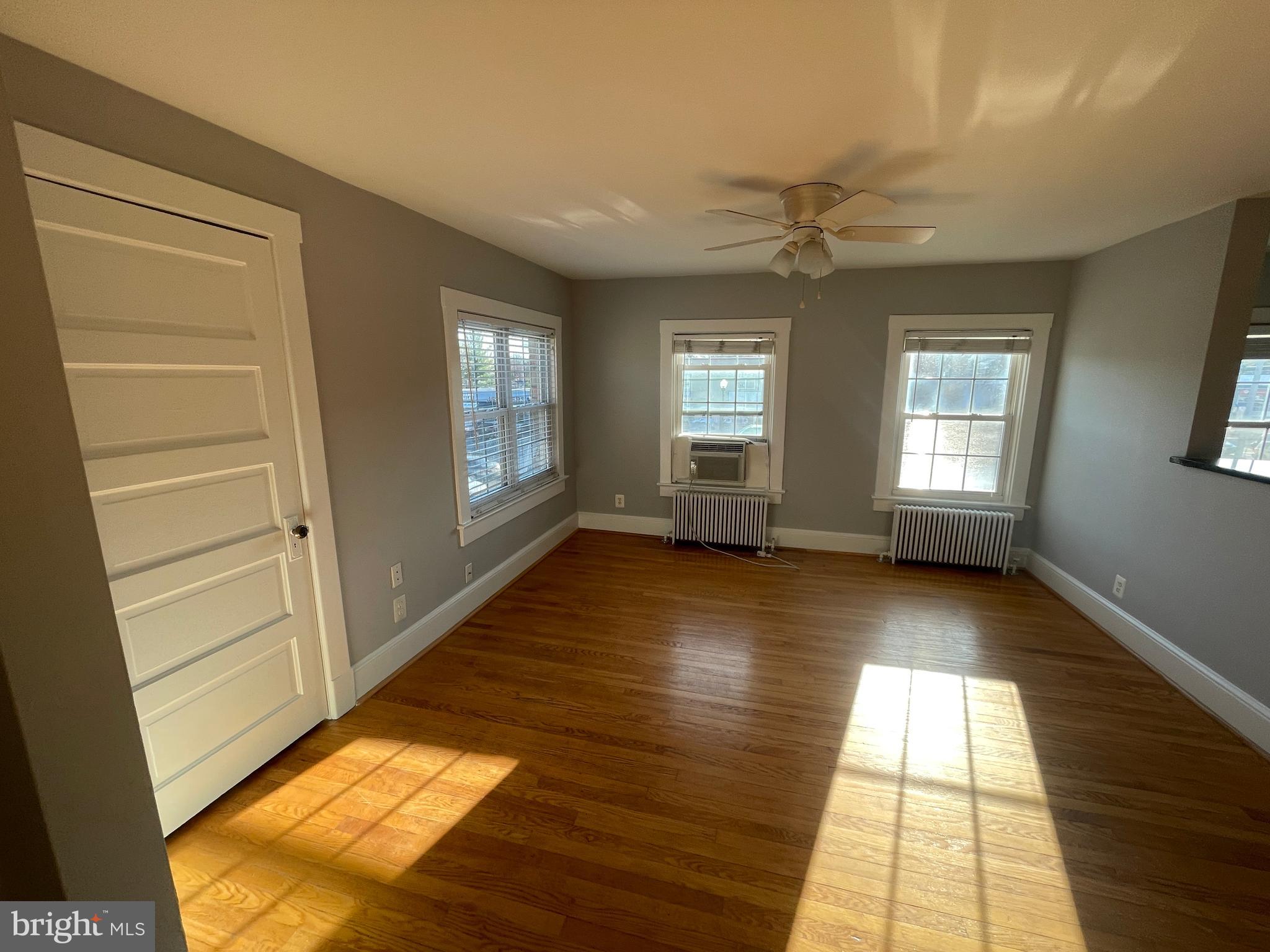 LYON PARK - Residential Lease