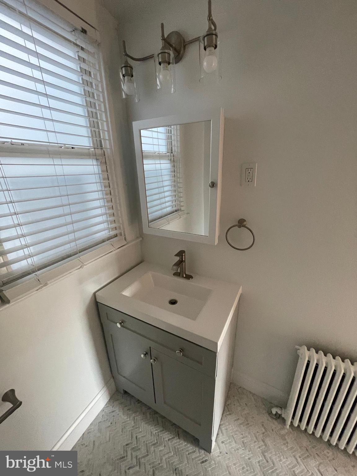 LYON PARK - Residential Lease