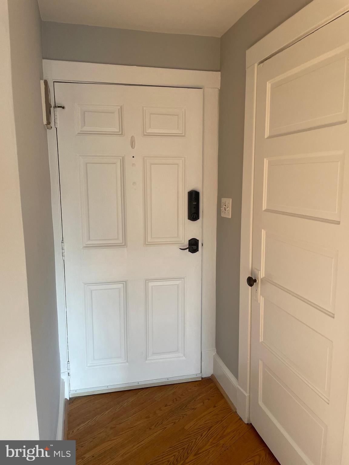 LYON PARK - Residential Lease