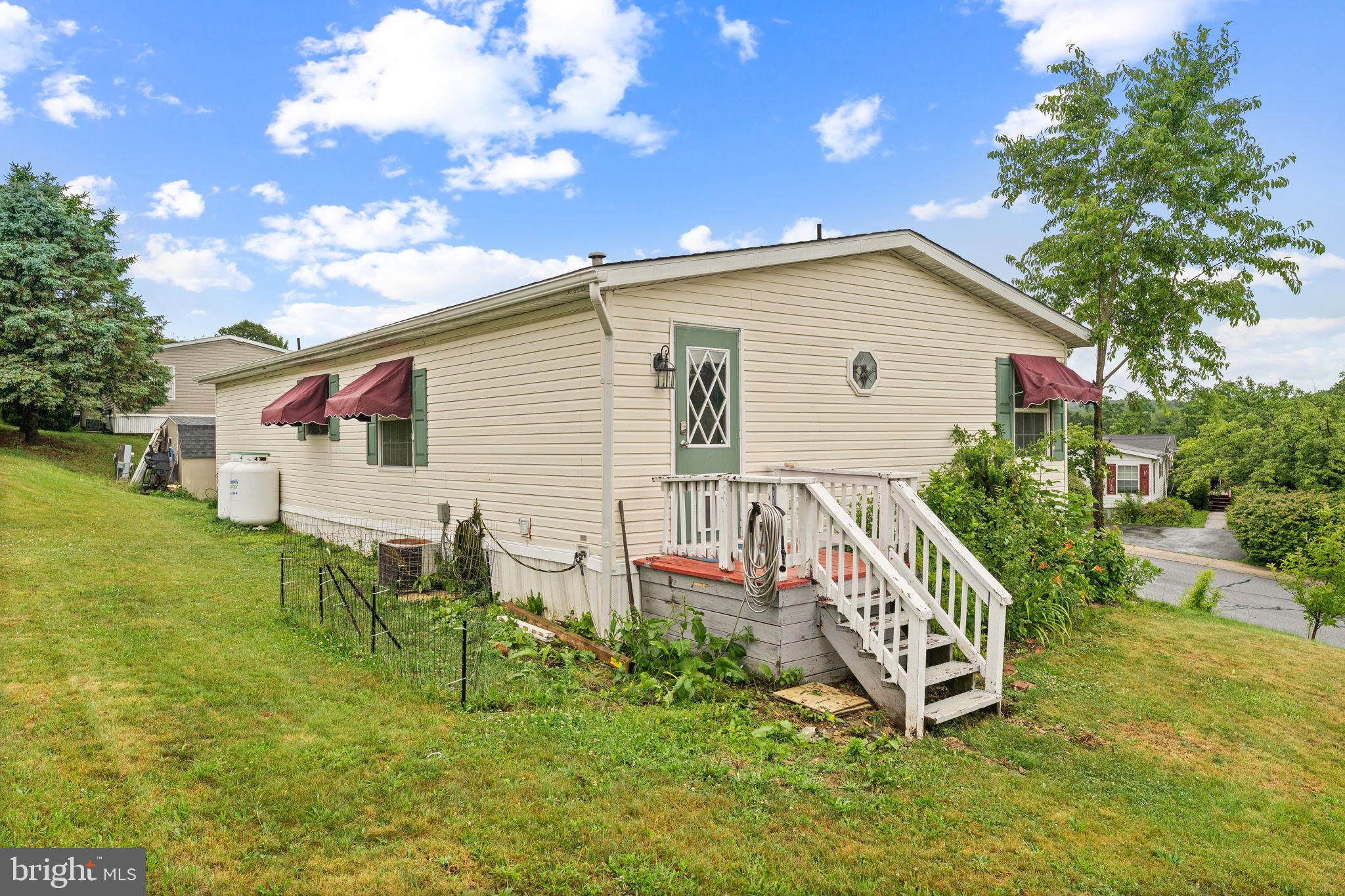 HIGHLAND ESTATES - Residential