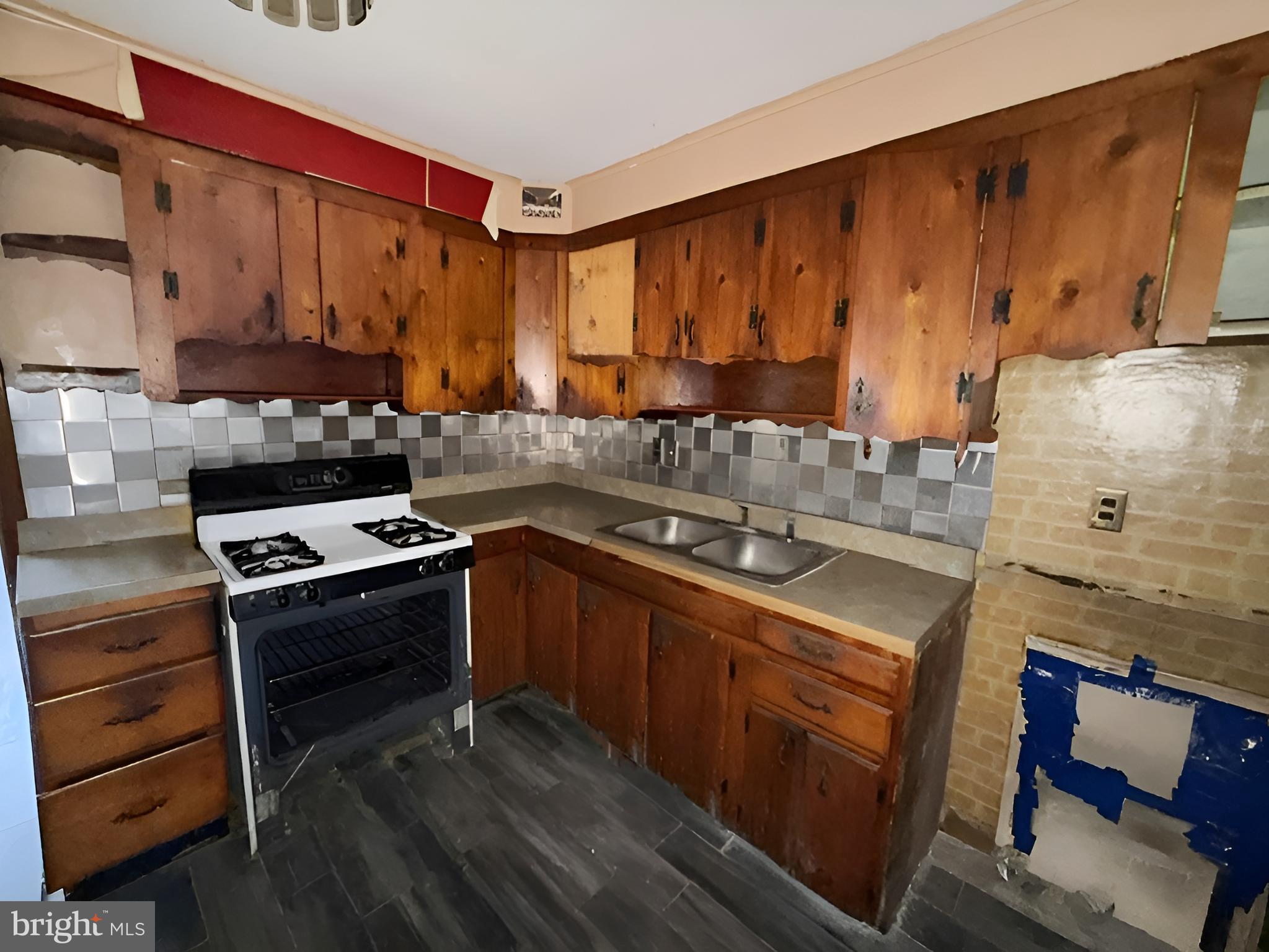 GREGORY FARMS - Residential