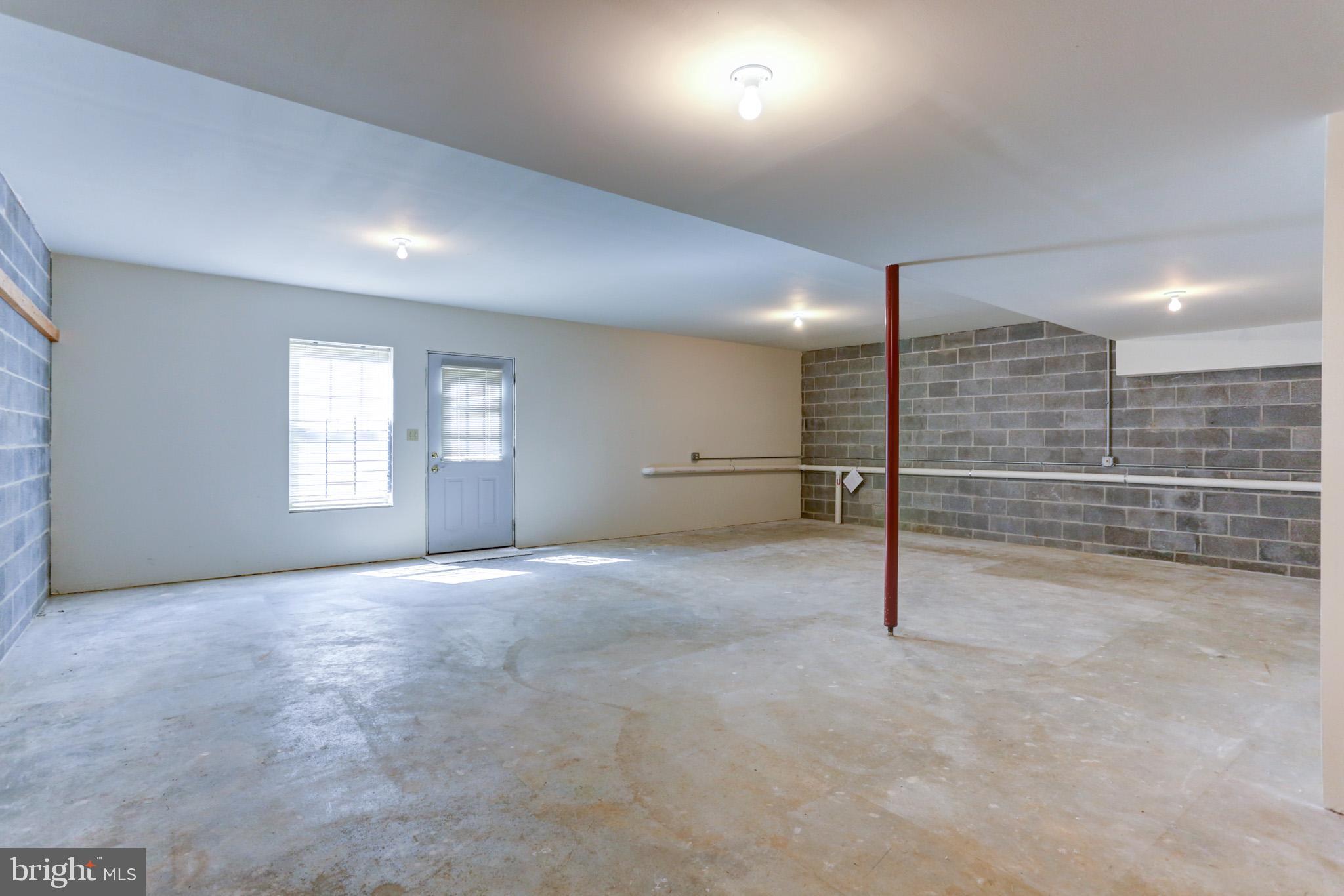 WESLEY MEWS - Residential