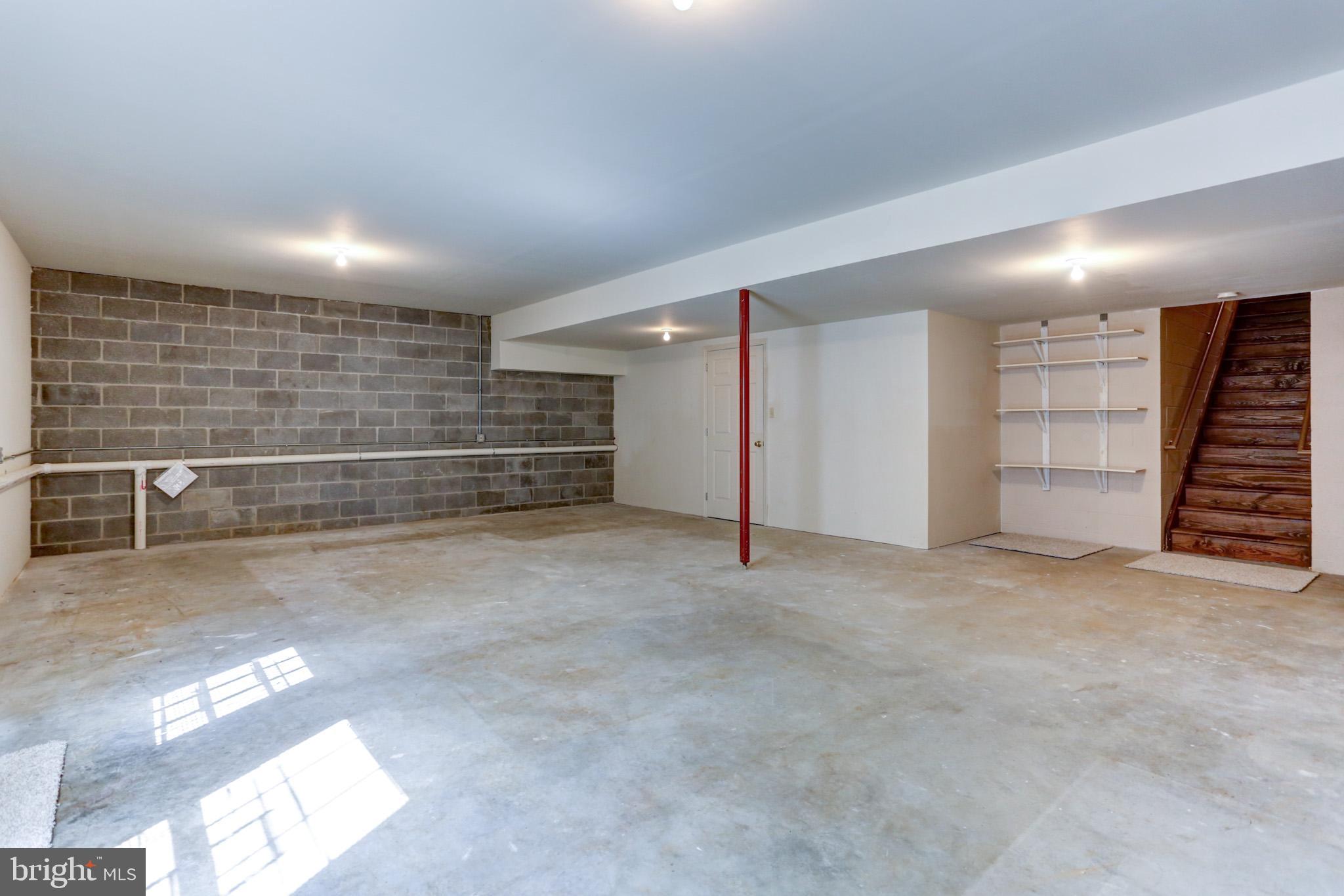 WESLEY MEWS - Residential
