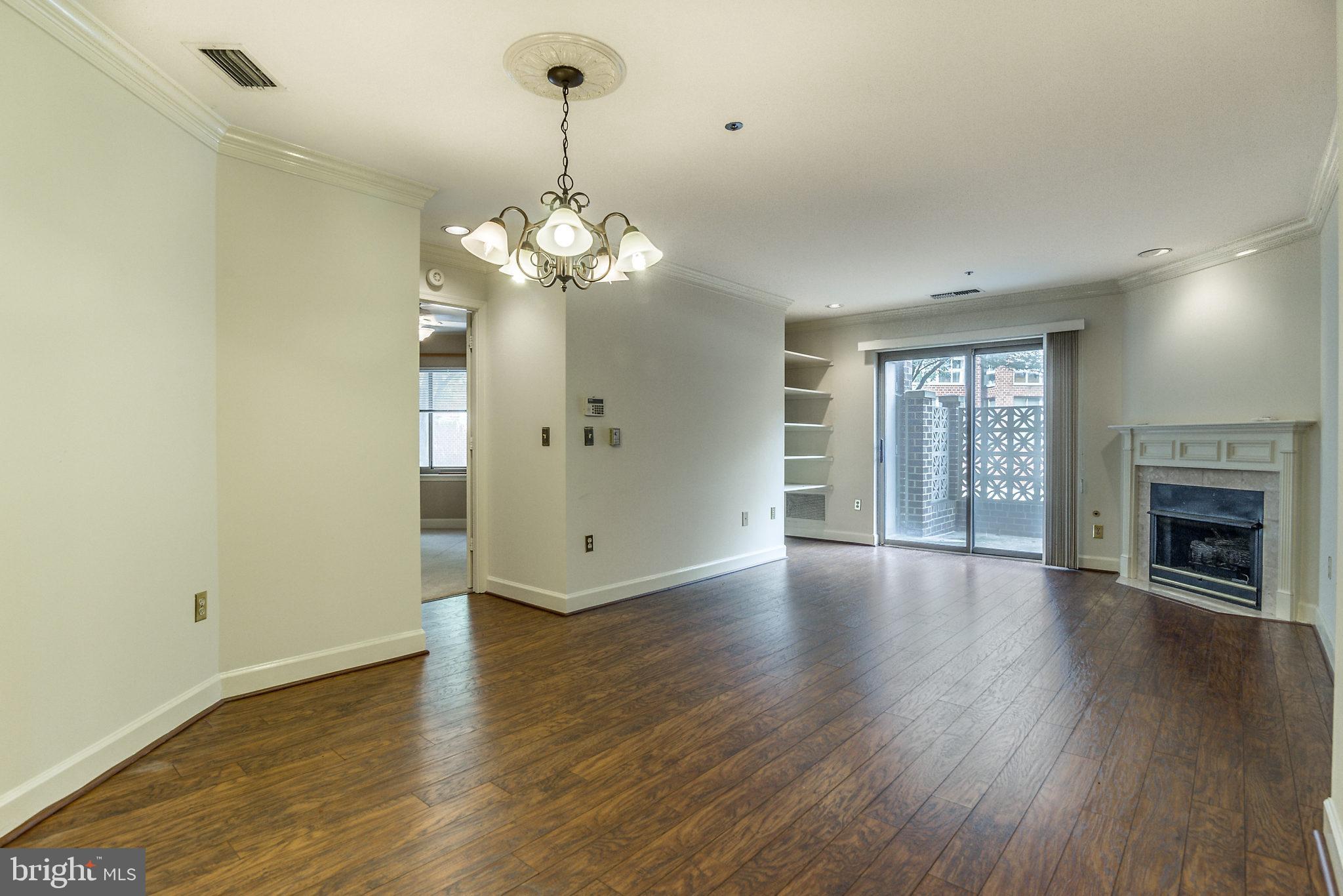 BALLSTON PARK - Residential Lease