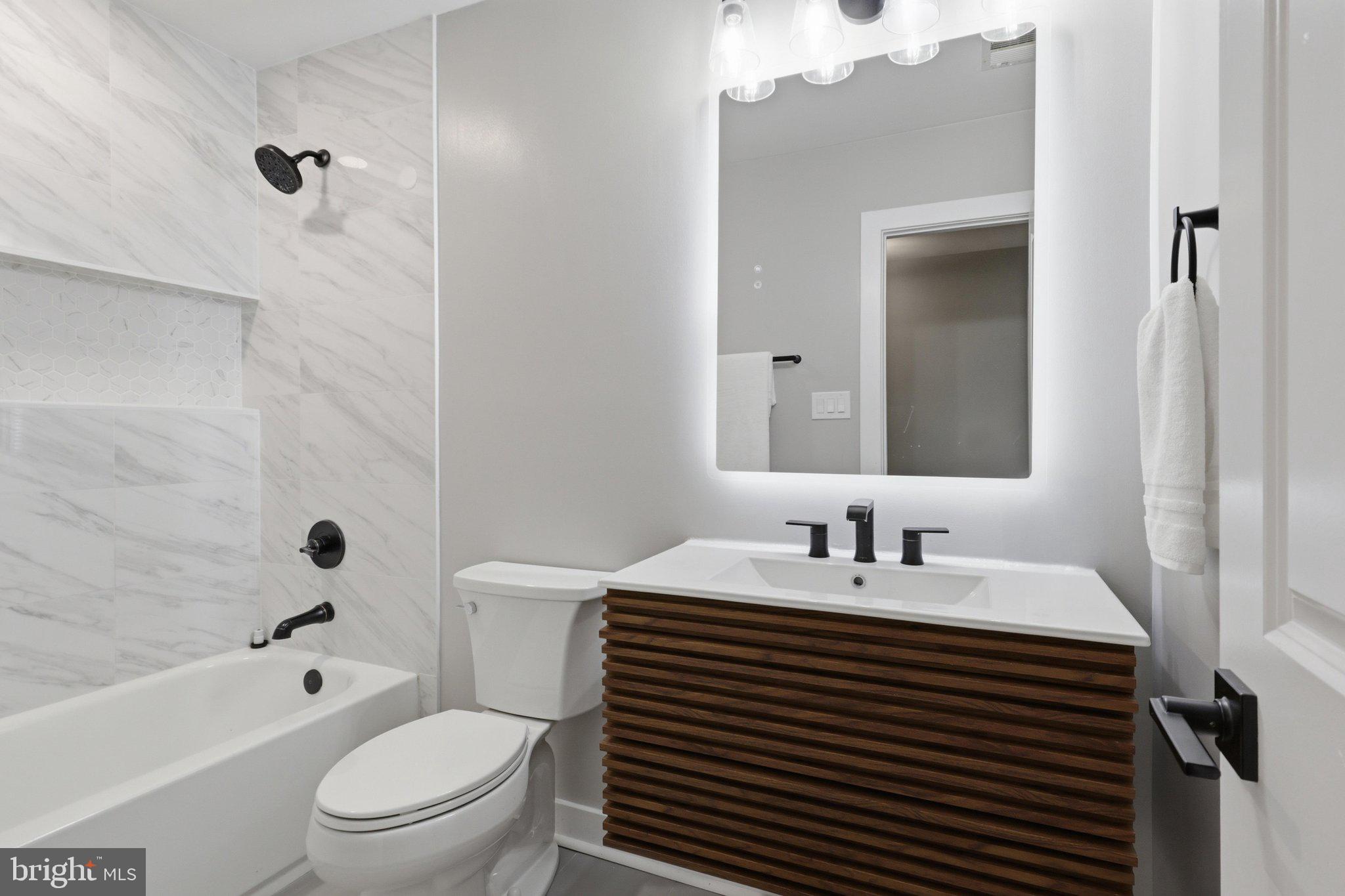 BERRYLAND FARM - Residential