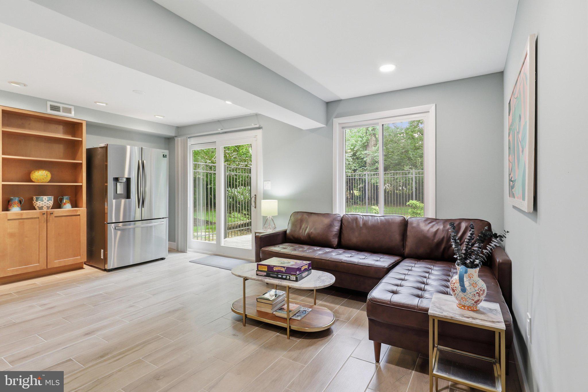 BERRYLAND FARM - Residential