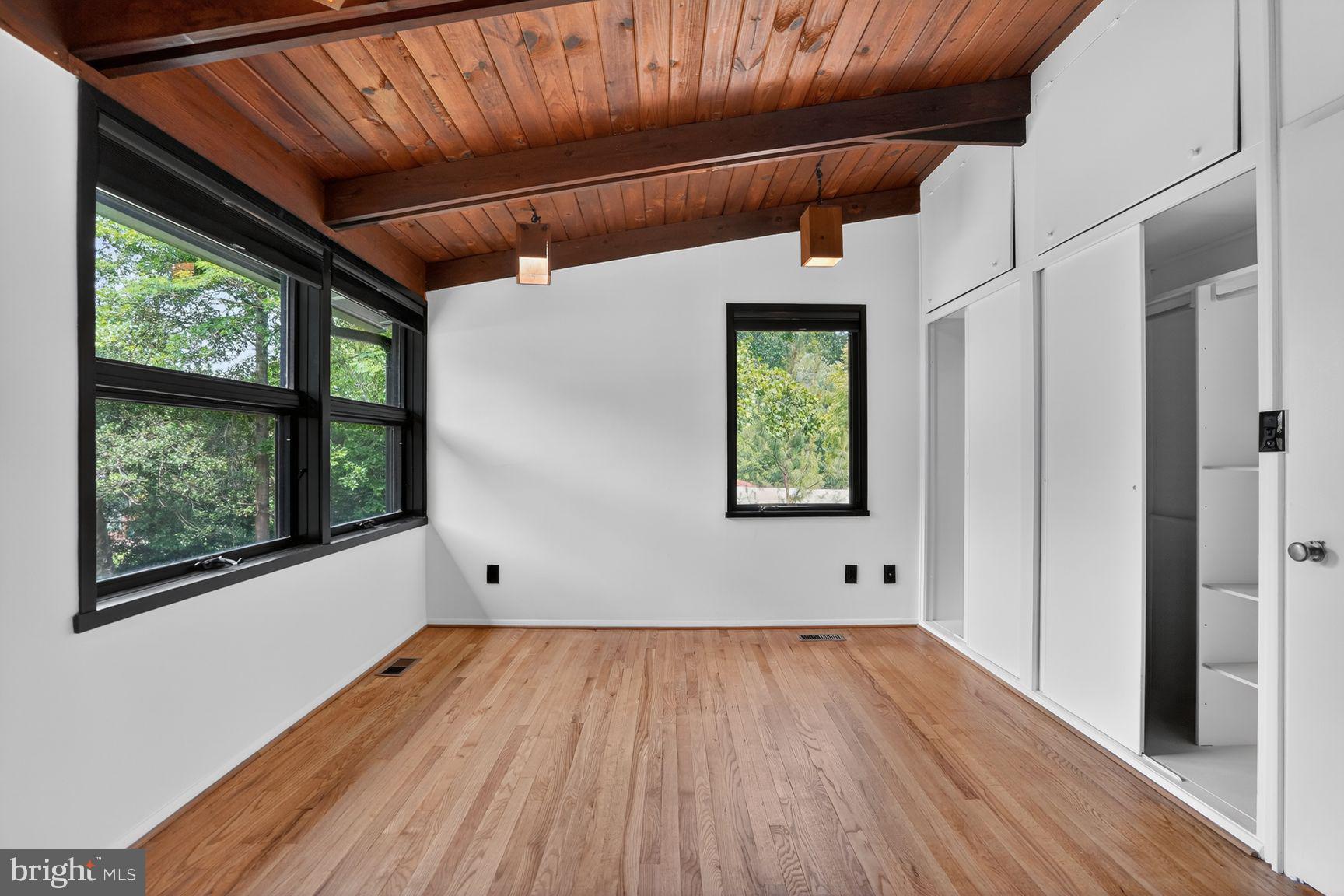 HOLMES RUN ACRES - Residential