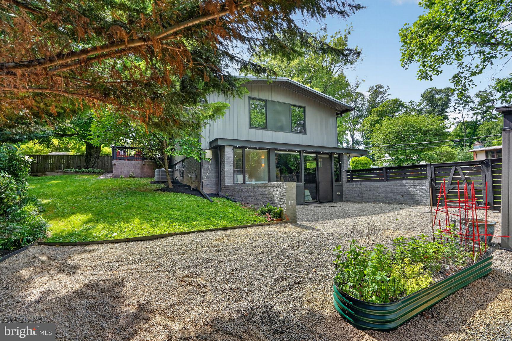 HOLMES RUN ACRES - Residential