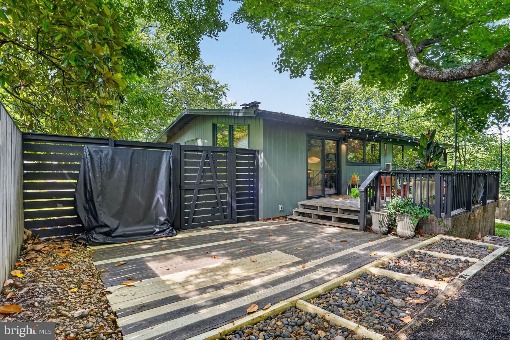 HOLMES RUN ACRES - Residential
