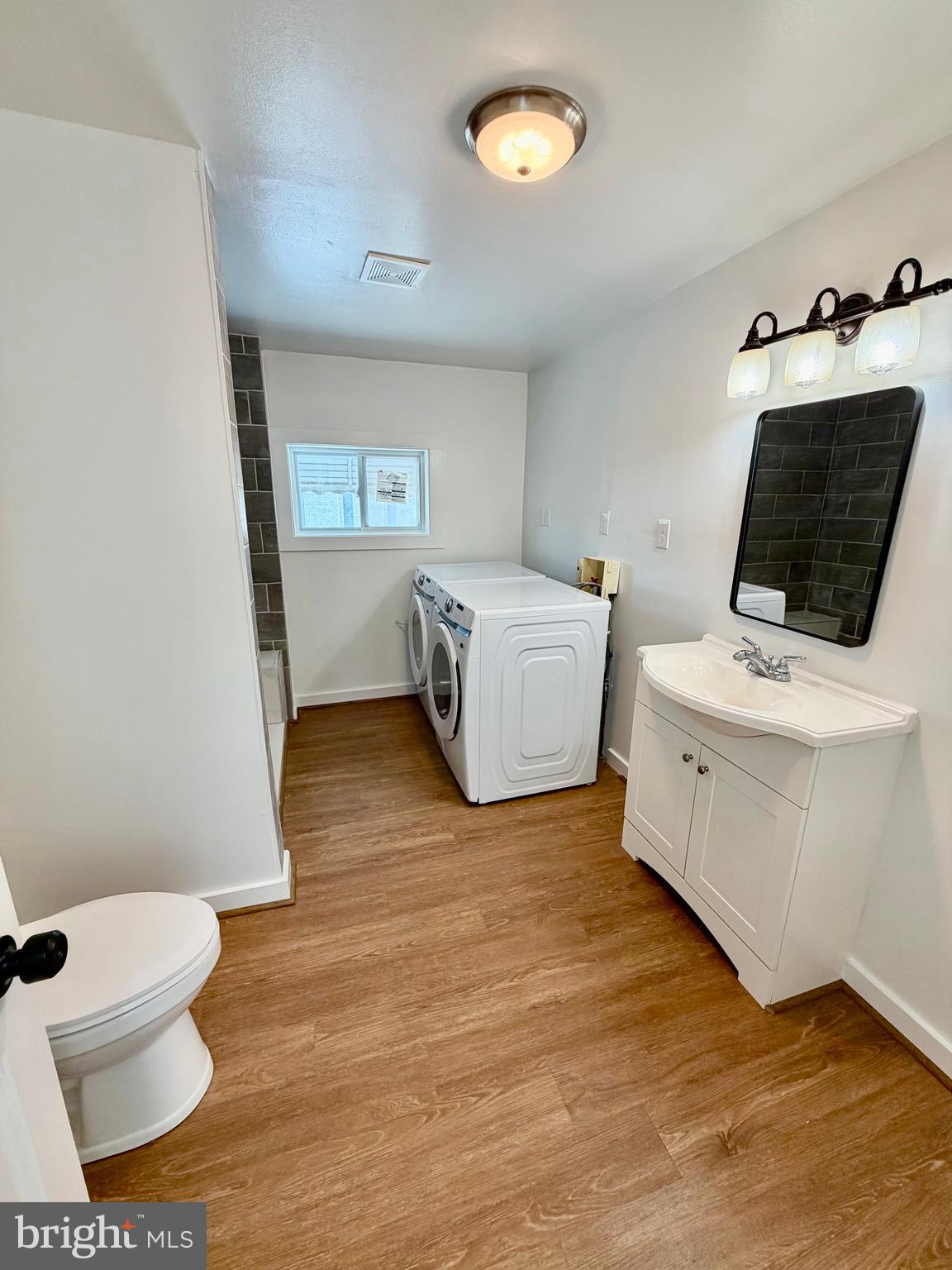 EAST BALTIMORE MIDWAY - Residential