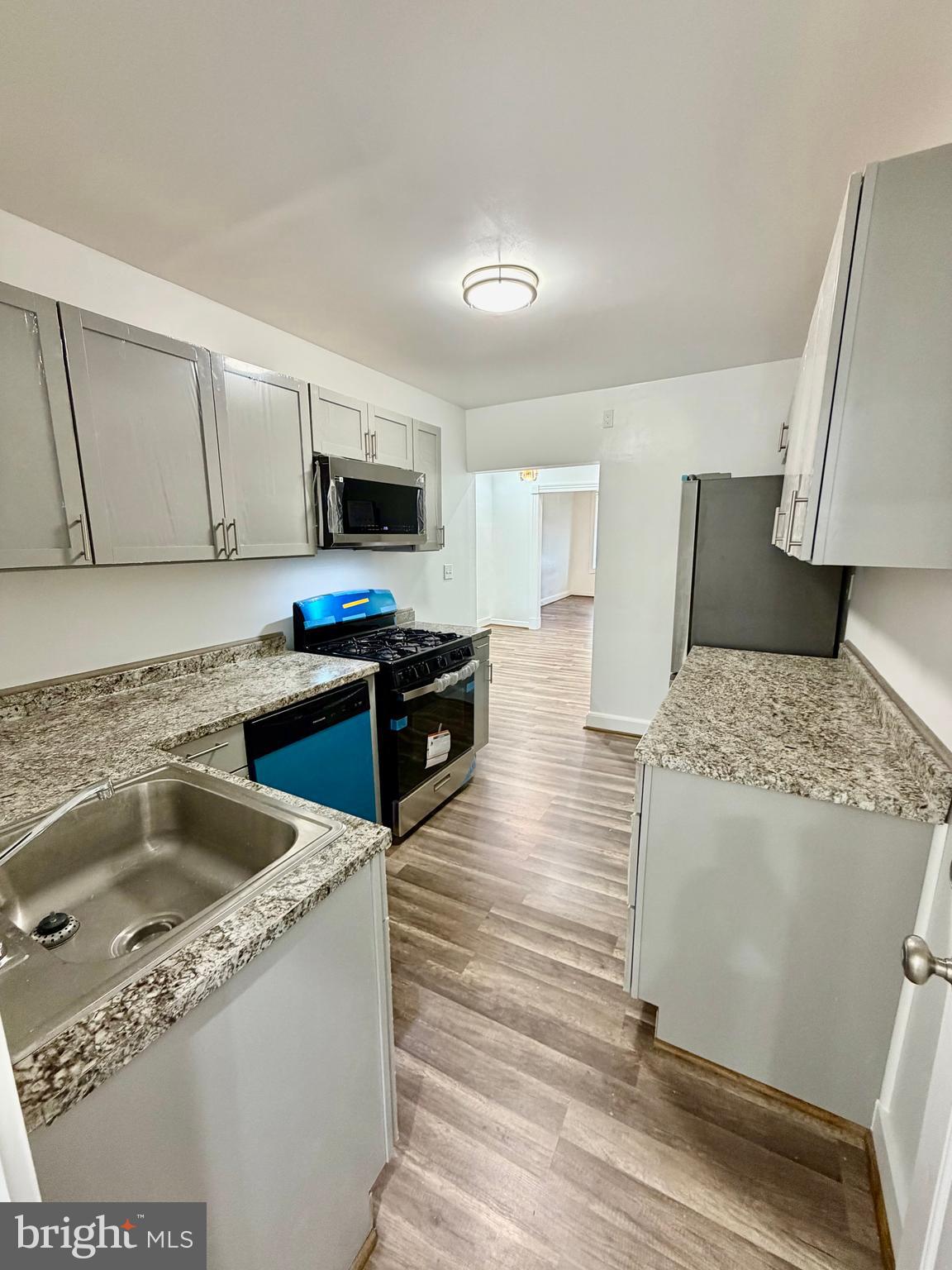 EAST BALTIMORE MIDWAY - Residential