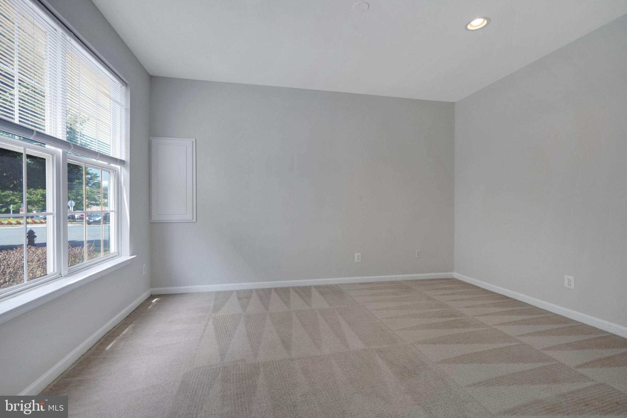 BRAMBLETON LANDBAY 2 - Residential Lease