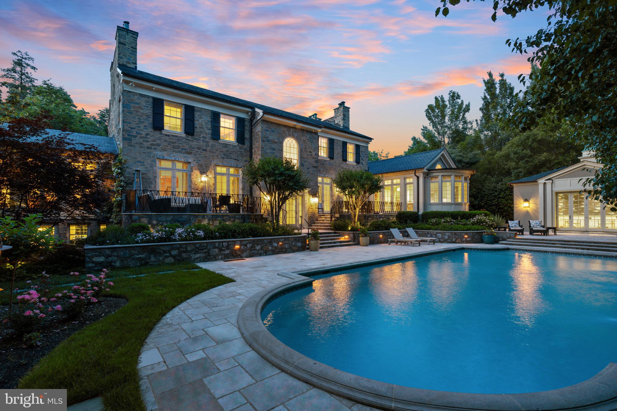 CHEVY CHASE VILLAGE - Residential