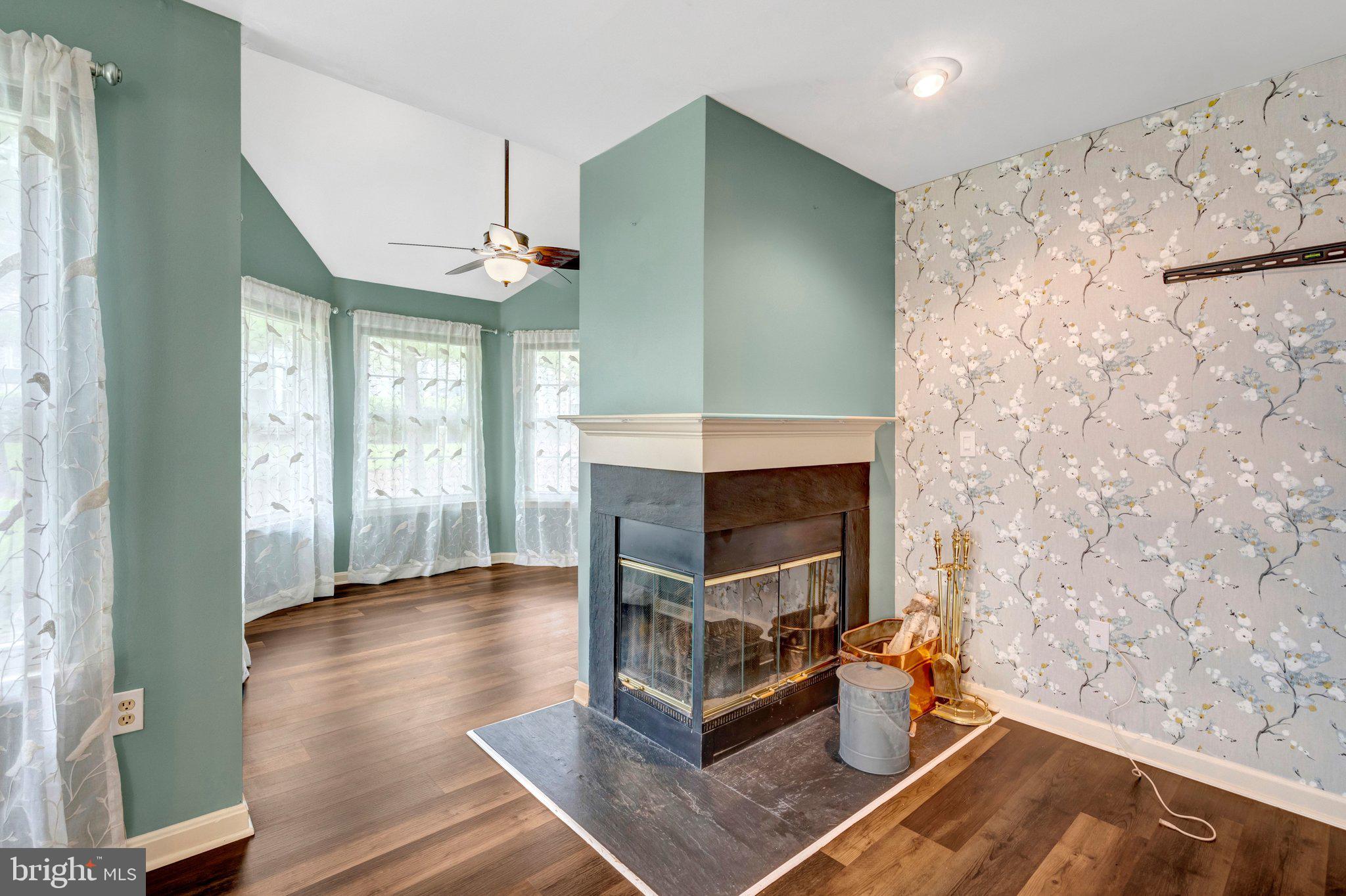 WILLOUGHBYS RIDGE - Residential