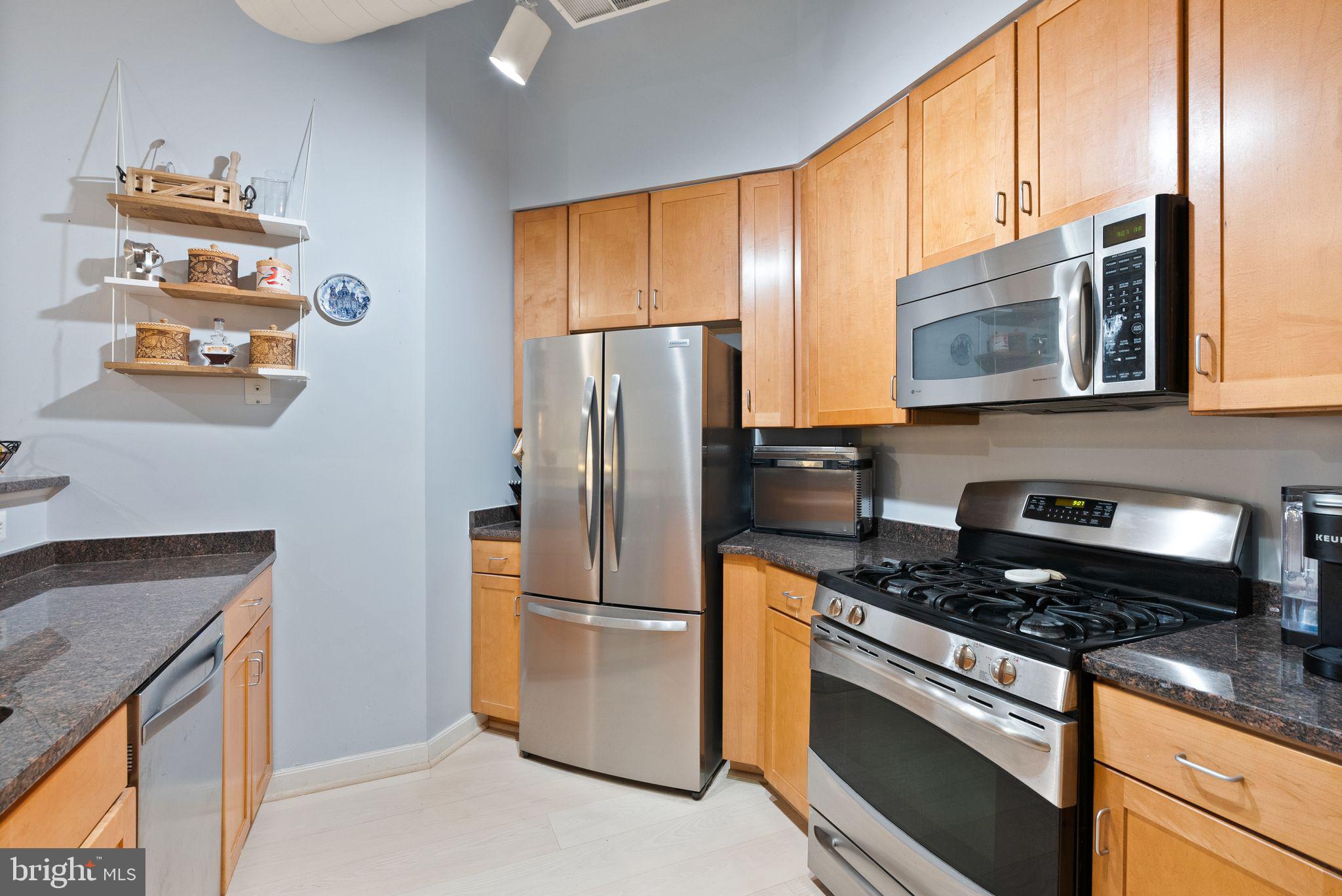 COURTHOUSE - Residential Lease