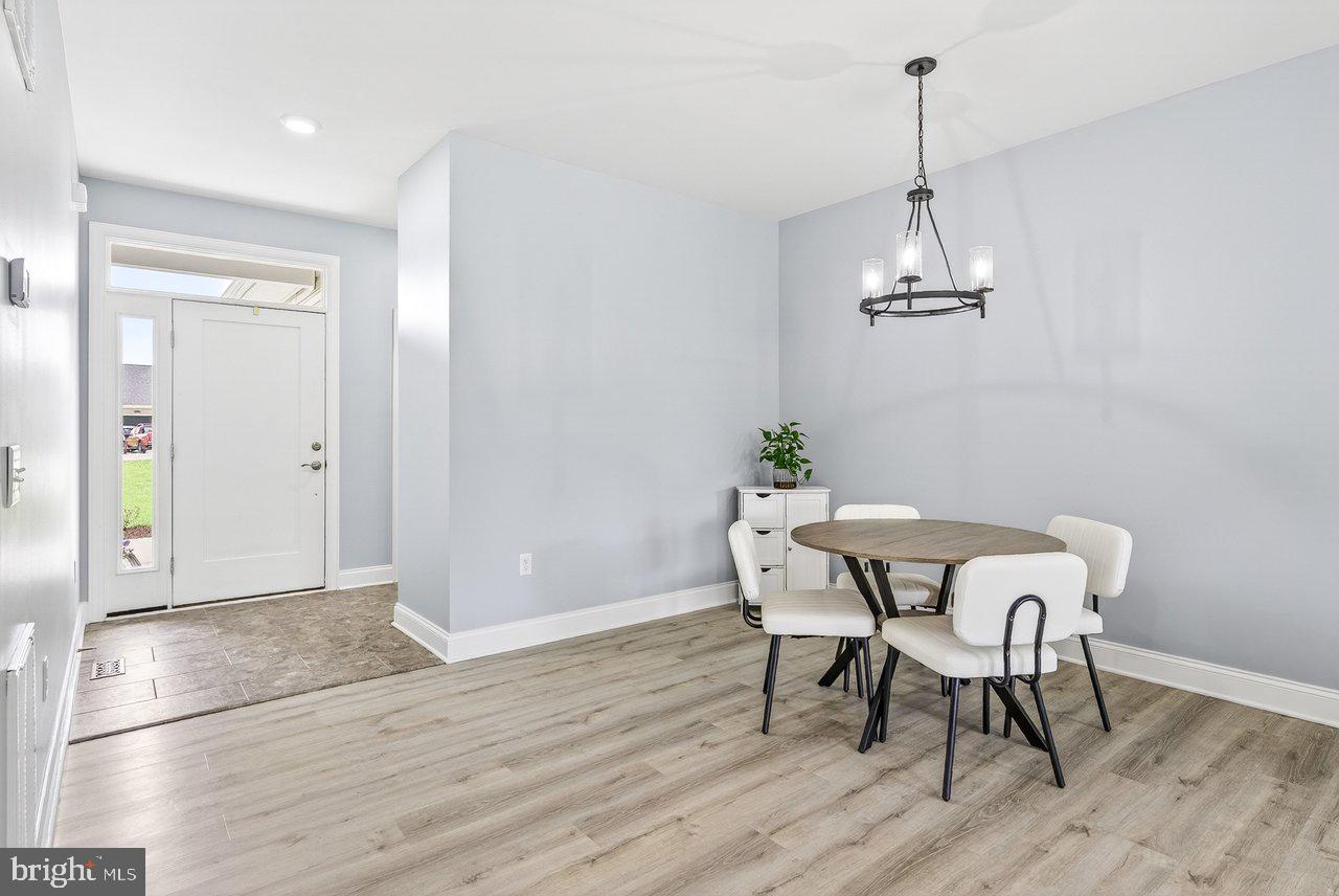 MEADOWBROOK - Residential