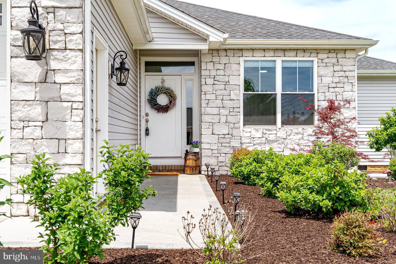 MEADOWBROOK - Residential