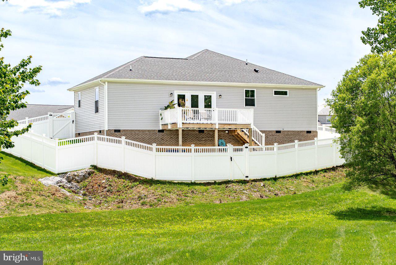MEADOWBROOK - Residential