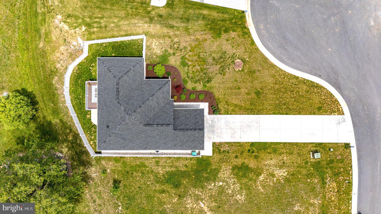 MEADOWBROOK - Residential