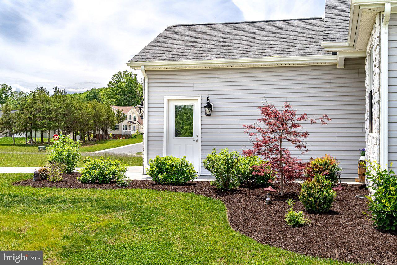 MEADOWBROOK - Residential