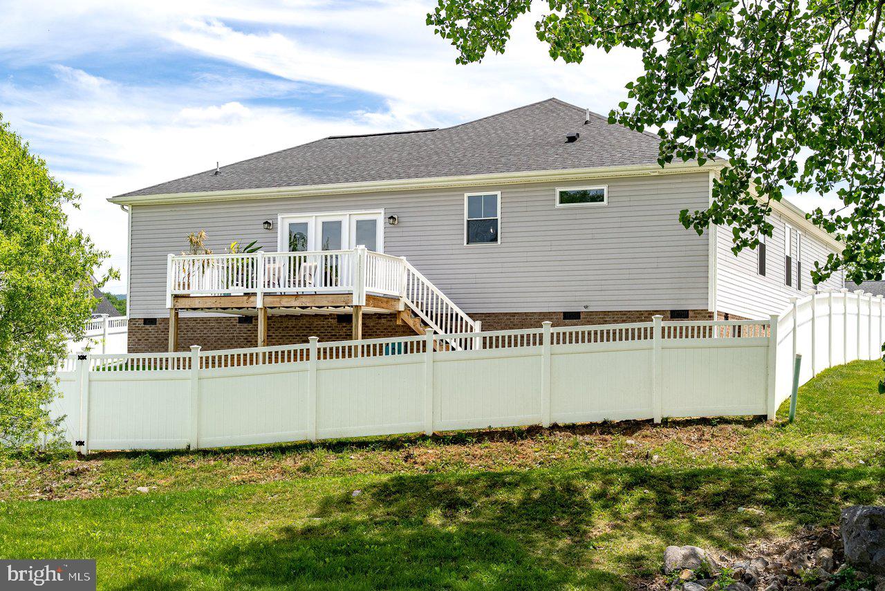 MEADOWBROOK - Residential