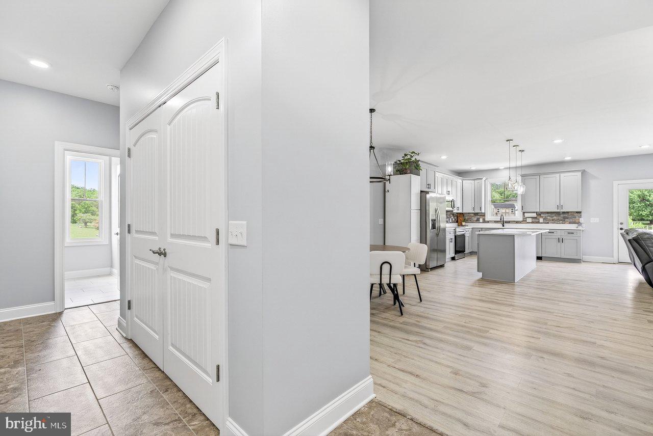 MEADOWBROOK - Residential