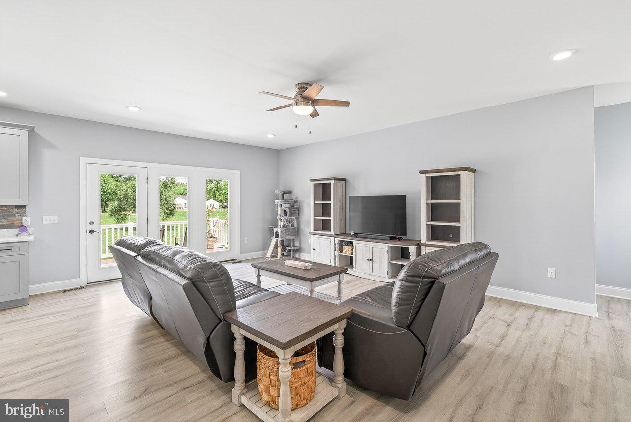 MEADOWBROOK - Residential