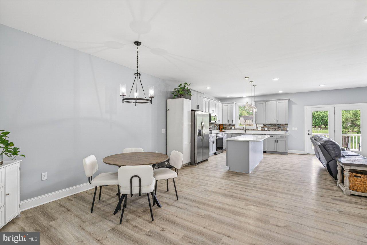 MEADOWBROOK - Residential
