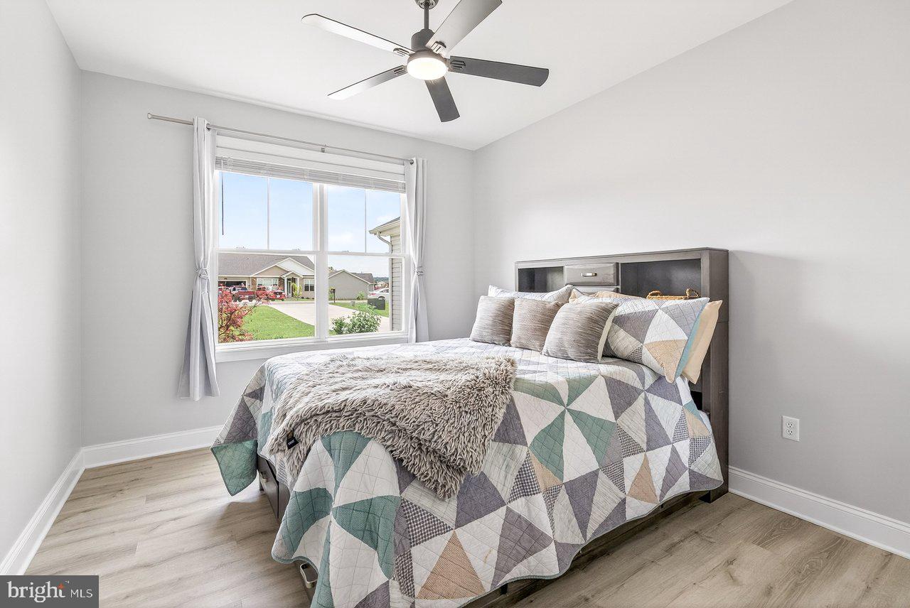 MEADOWBROOK - Residential
