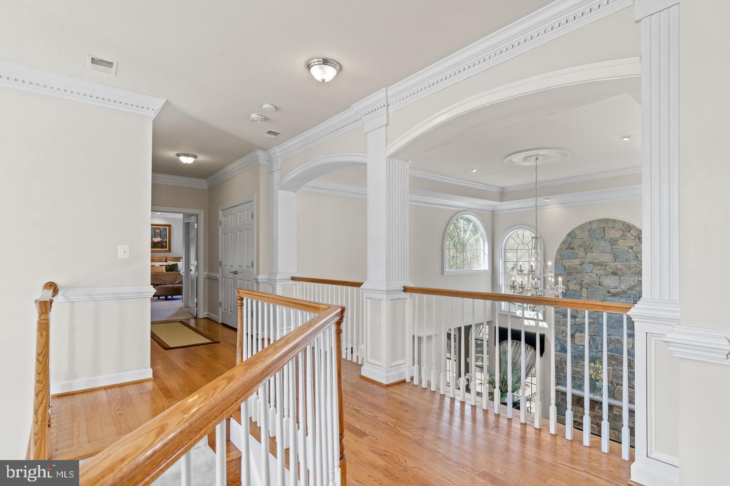 ANNANDALE OAKS - Residential