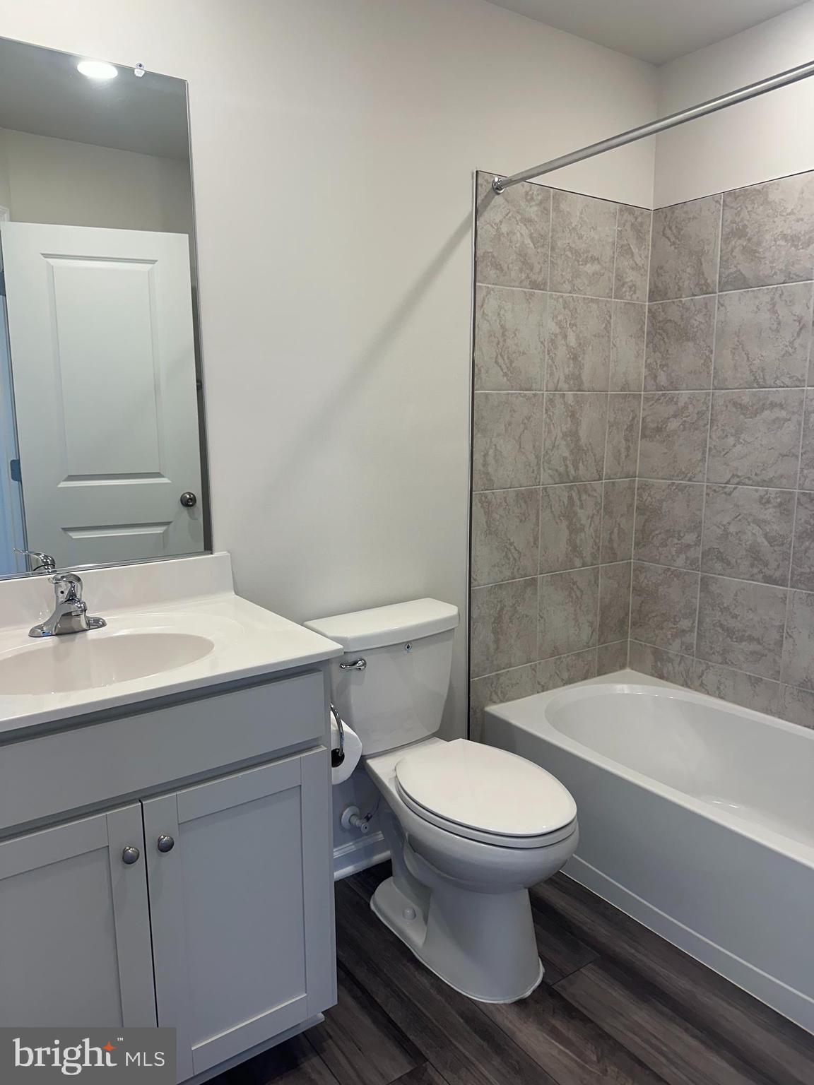 SHENANDOAH SPRINGS - Residential Lease