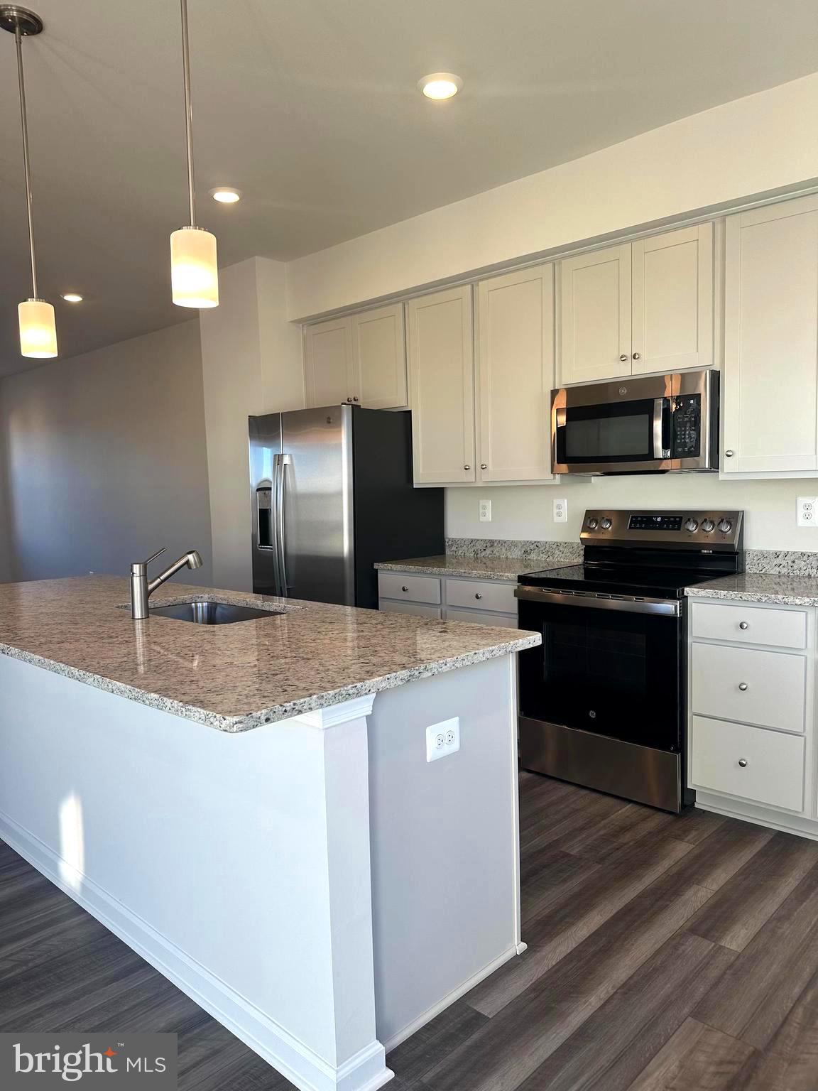 SHENANDOAH SPRINGS - Residential Lease