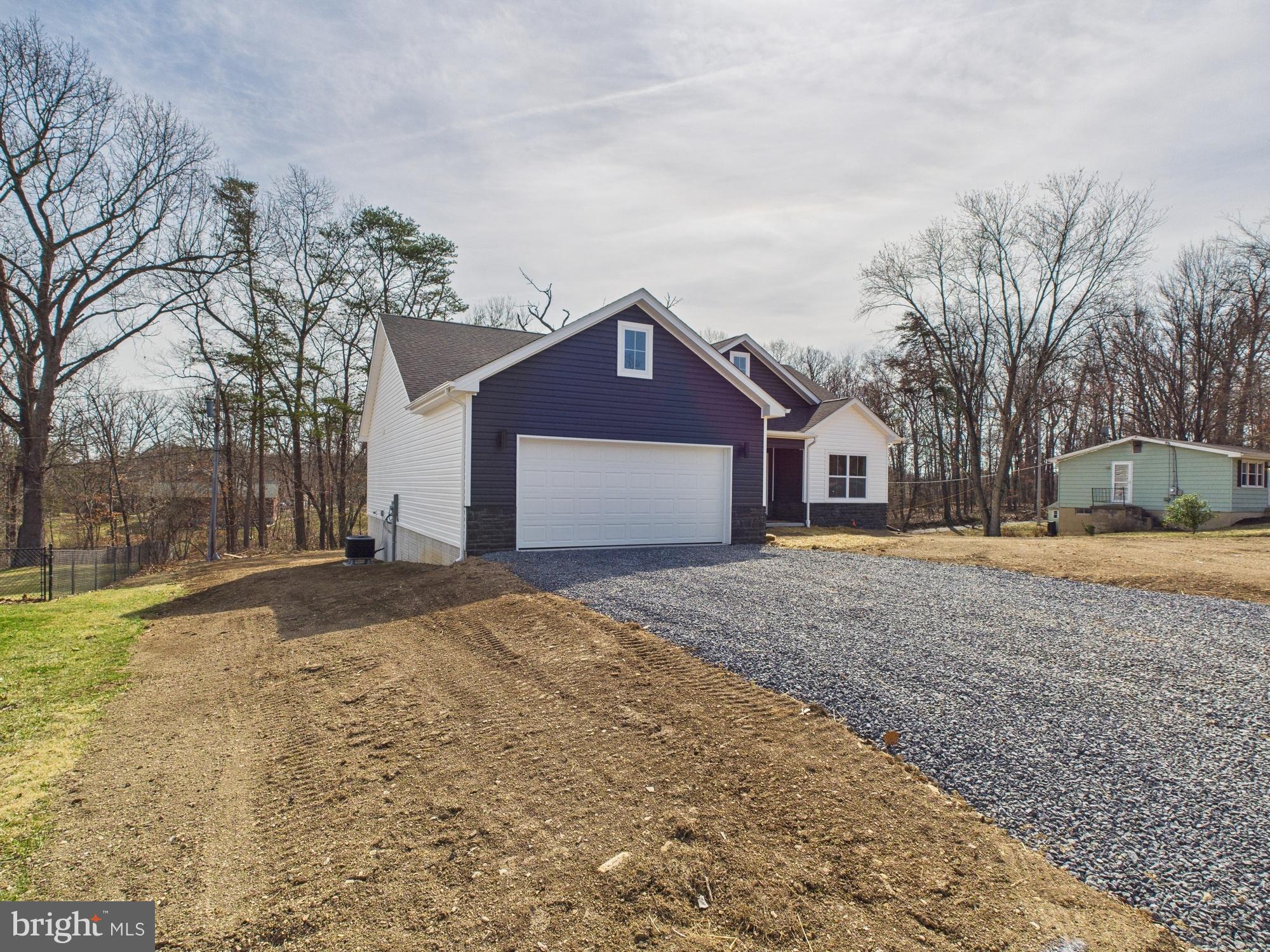 MOUNT CHRISTIAN - Residential