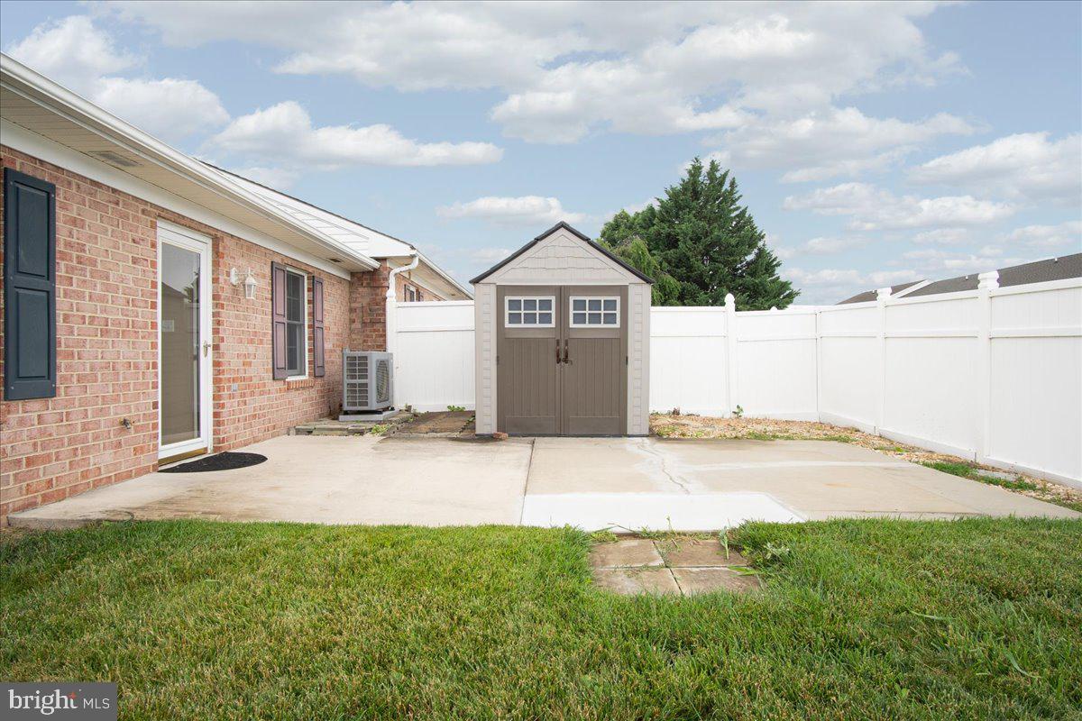 EAST RIDGE - Residential