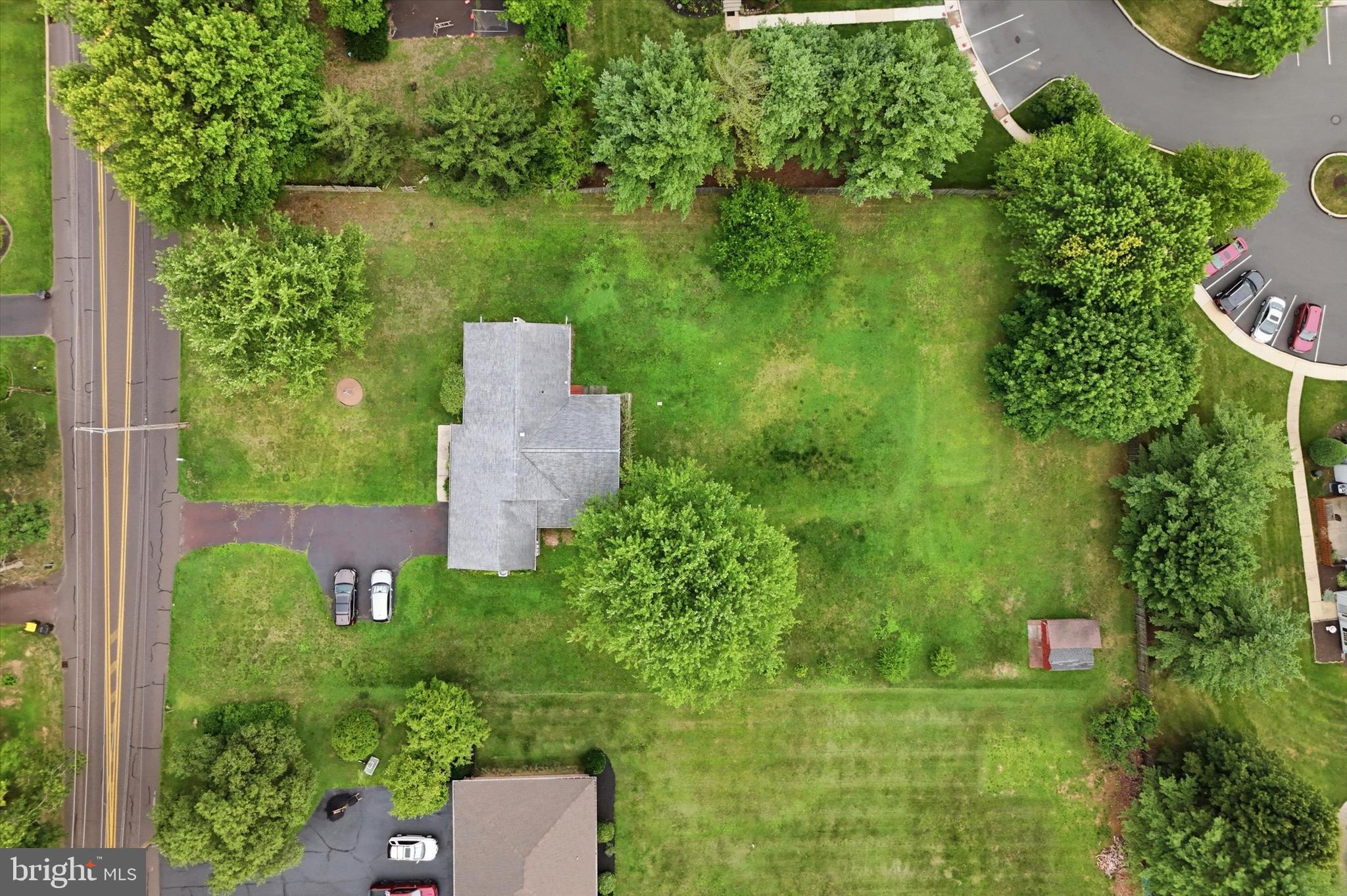 PENN OAK MANOR - Residential